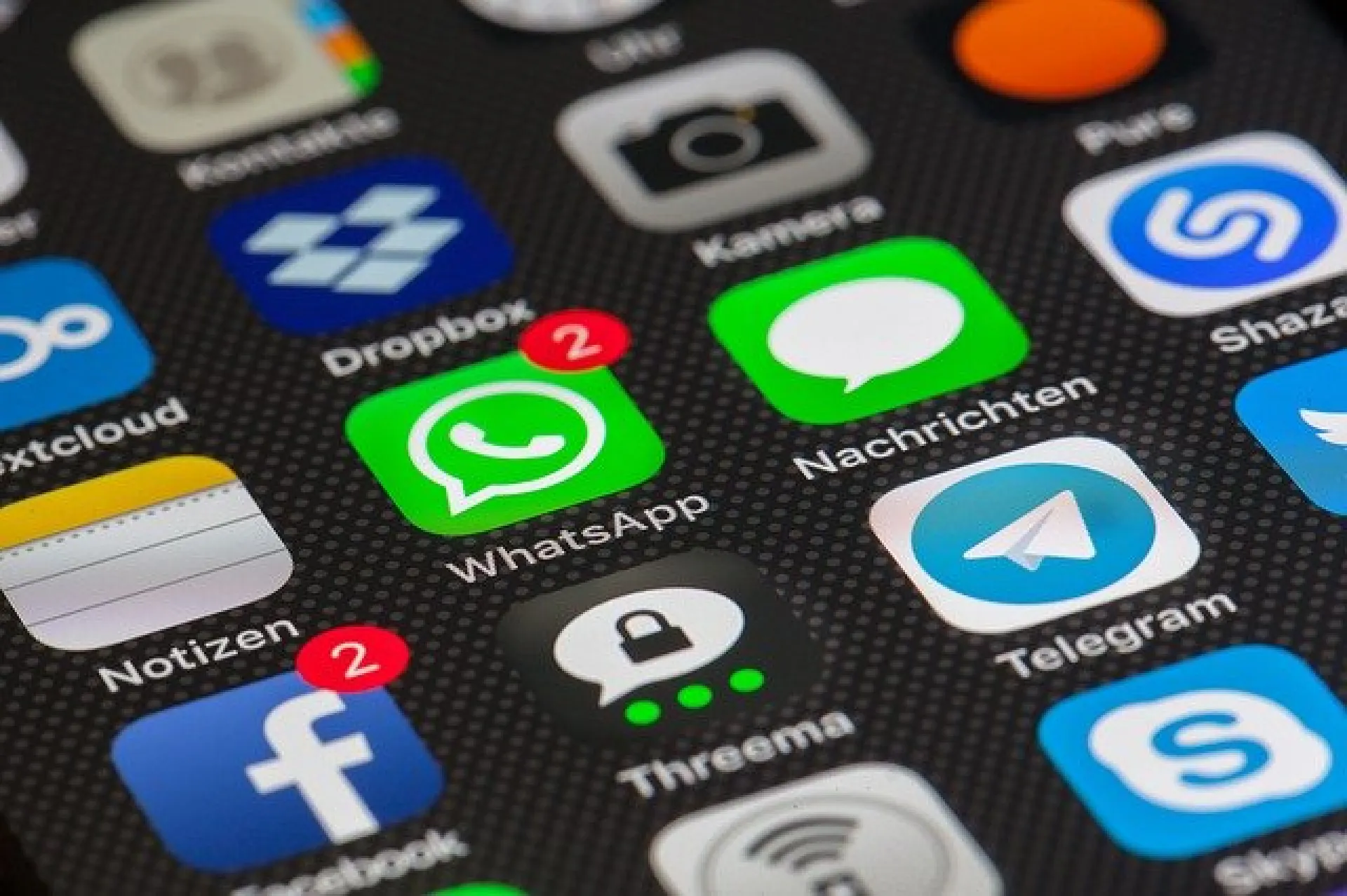 Telegram обогнал WhatsApp по популярности в России Telegram обогнал WhatsApp по популярности в России