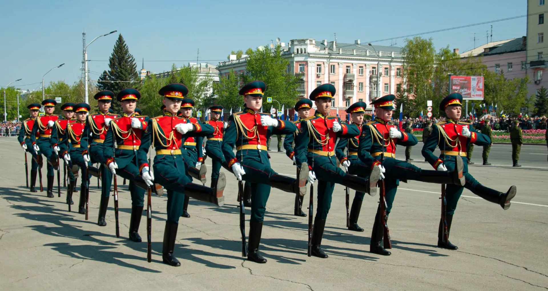День Победы в Барнауле. Фоторепортаж День Победы в Барнауле. Фоторепортаж