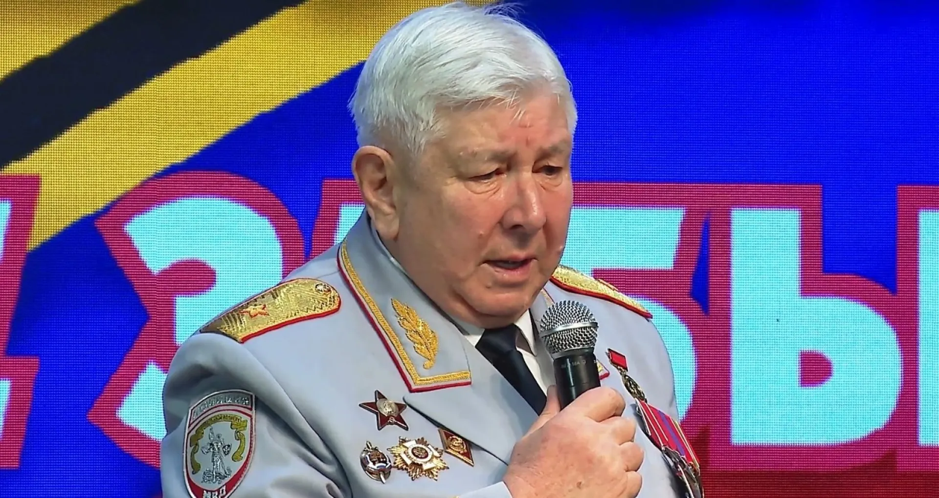 «Только Россия может восстановить мир во всем мире»: генерал-майор Хуршед Нуманов «Только Россия может восстановить мир во всем мире»: генерал-майор Хуршед Нуманов