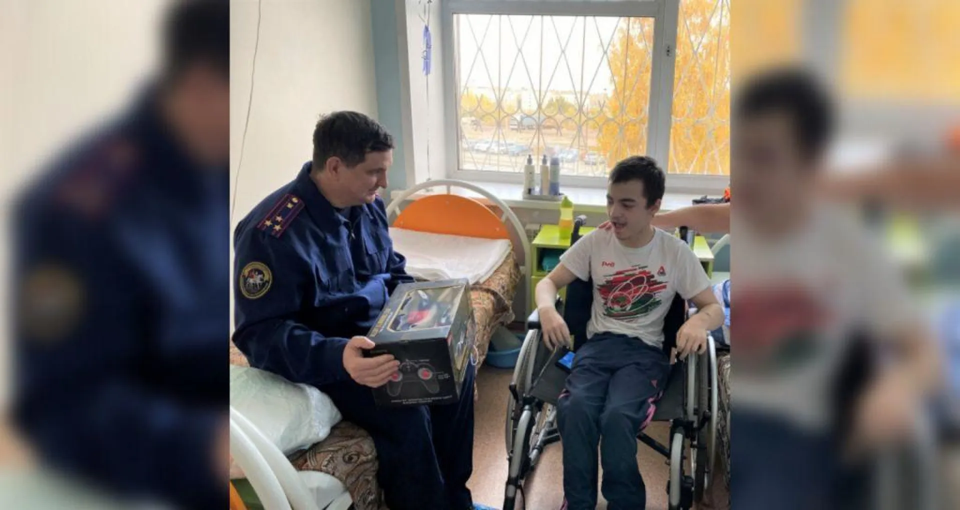 Следователи пришли в больницу к подростку с ДЦП, брошенному матерью Следователи пришли в больницу к подростку с ДЦП, брошенному матерью