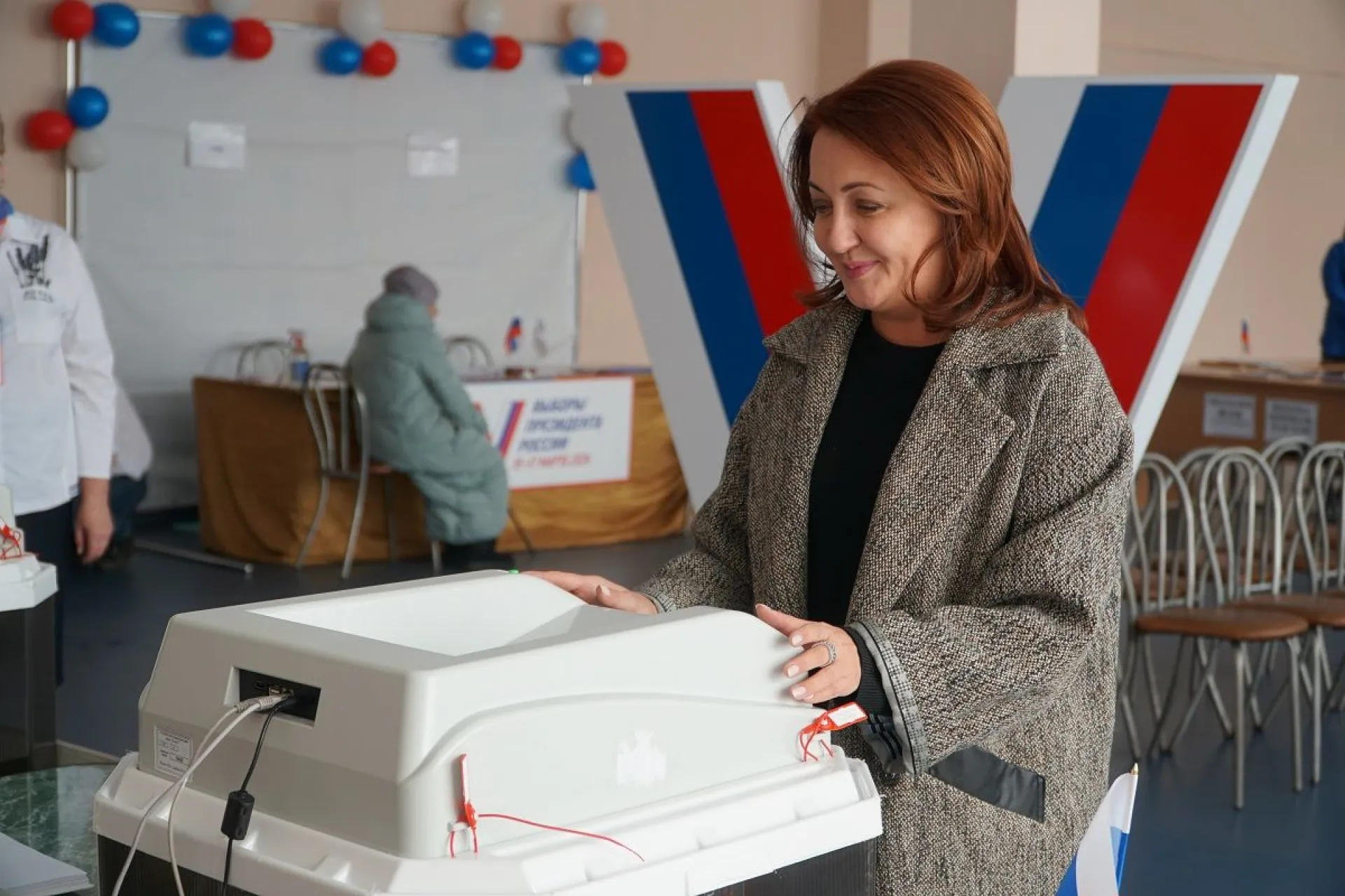 Наталья Кувшинова проголосовала на выборах президента России Наталья Кувшинова проголосовала на выборах президента России