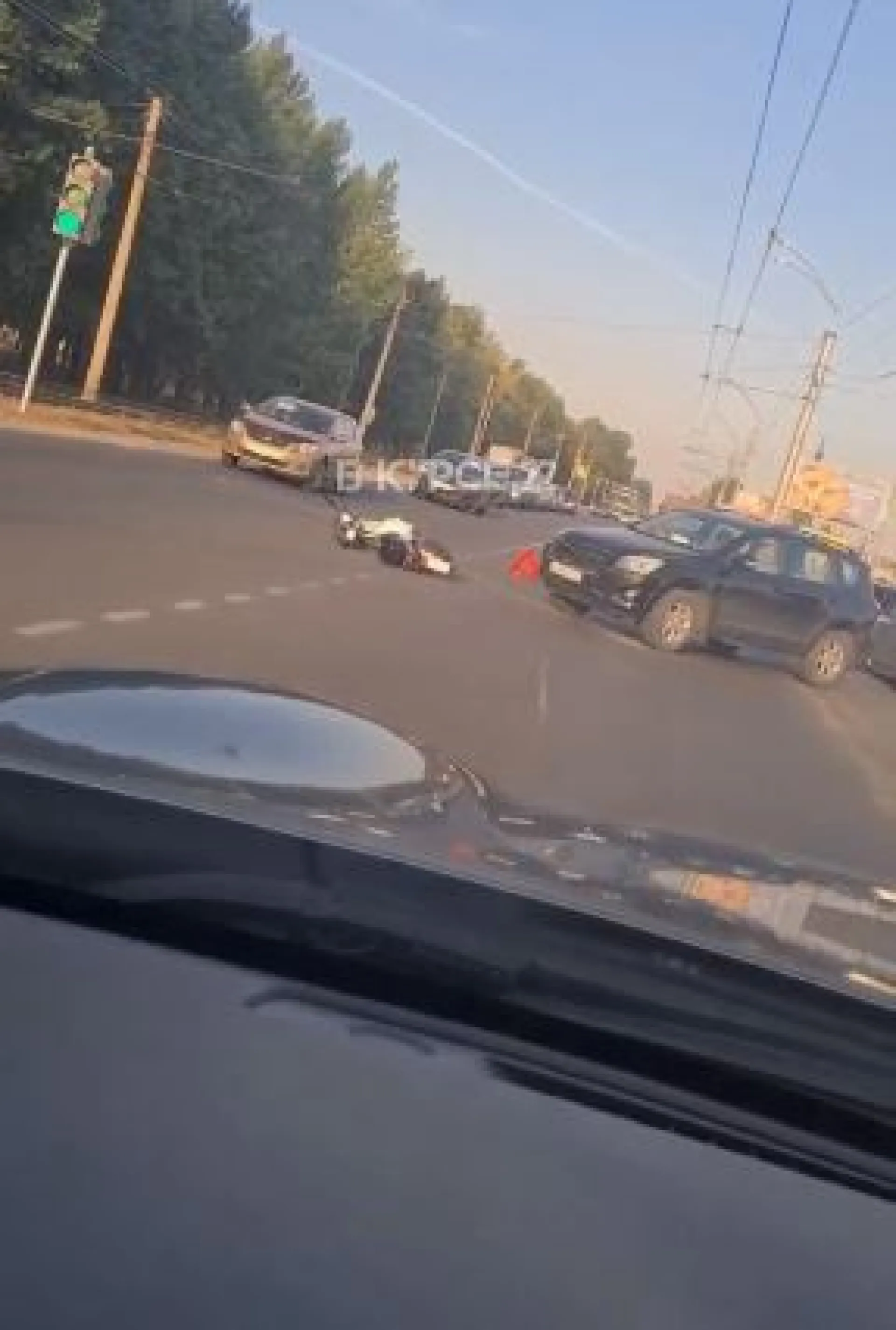 Авария с мотоциклистом произошла в Барнауле Авария с мотоциклистом произошла в Барнауле