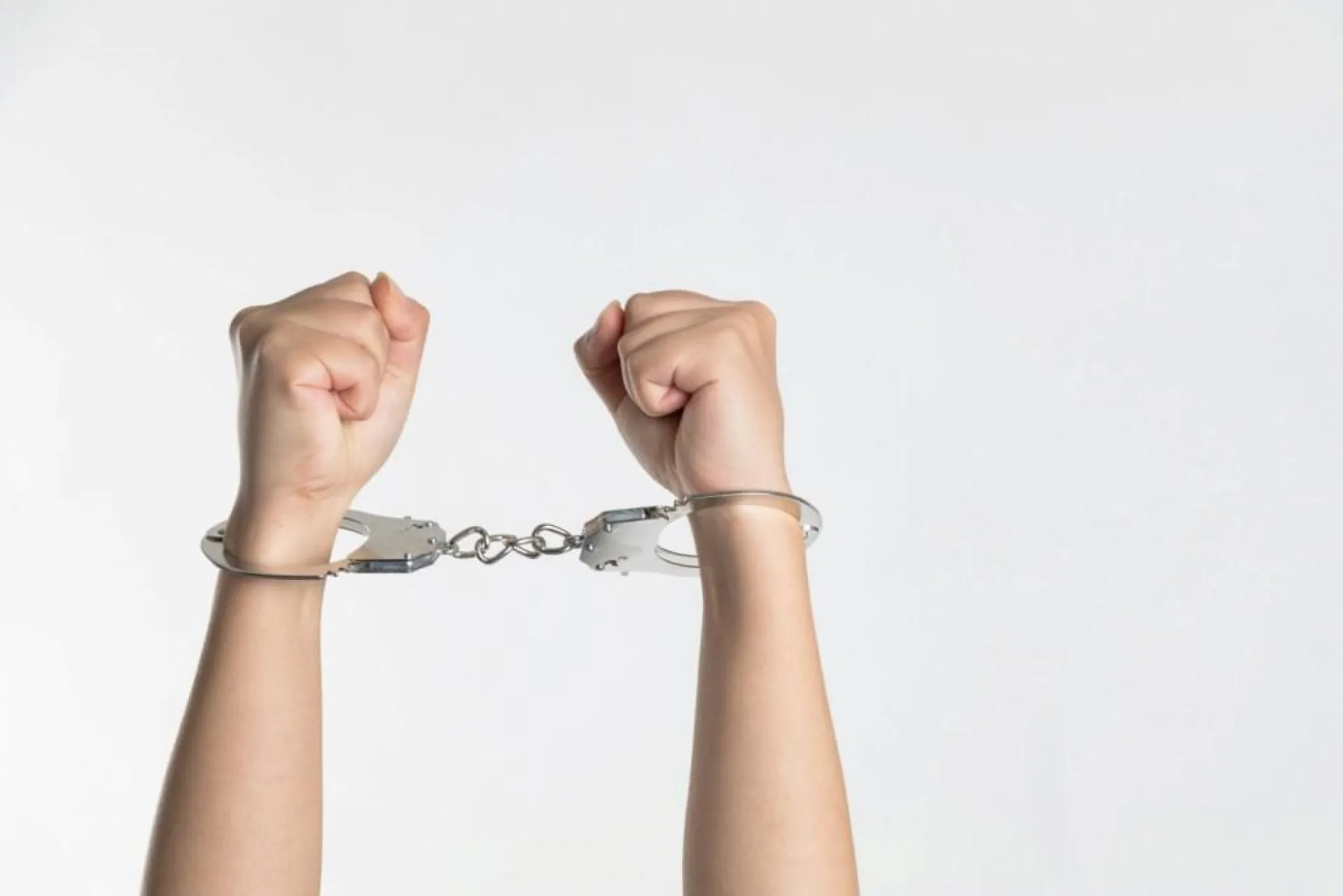 Полиция поймала покупательницу наркотиков в Барнауле Полиция поймала покупательницу наркотиков в Барнауле