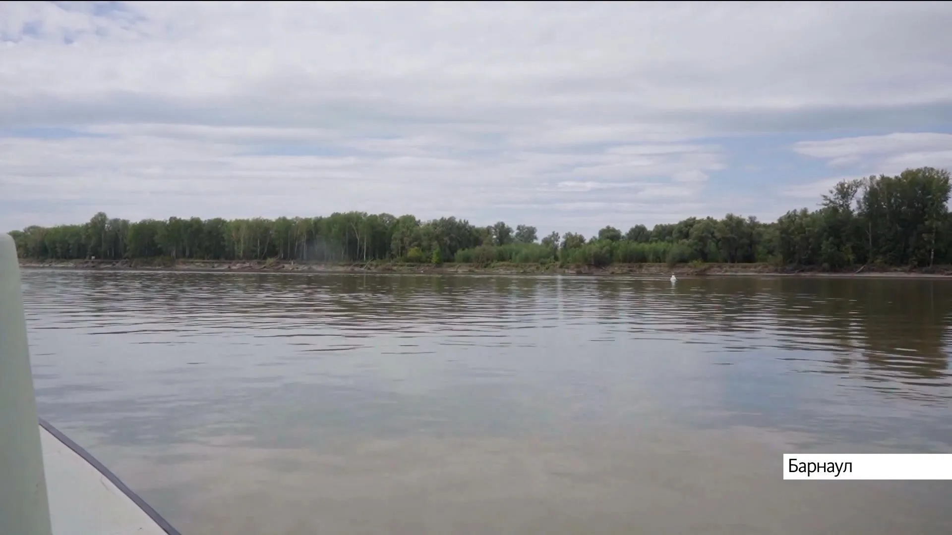 Уровень воды в Оби вырос на 4 сантиметра за сутки в Барнауле Уровень воды в Оби вырос на 4 сантиметра за сутки в Барнауле