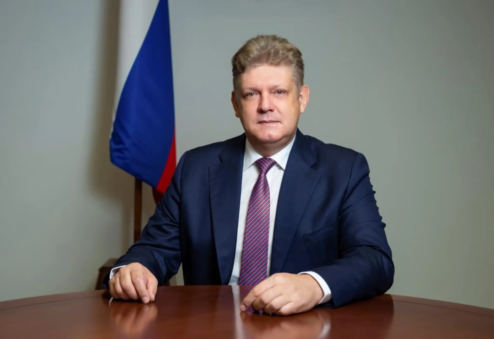 Полпред президента РФ в СФО поздравил граждан с Днём защитника Отечества Полпред президента РФ в СФО поздравил граждан с Днём защитника Отечества