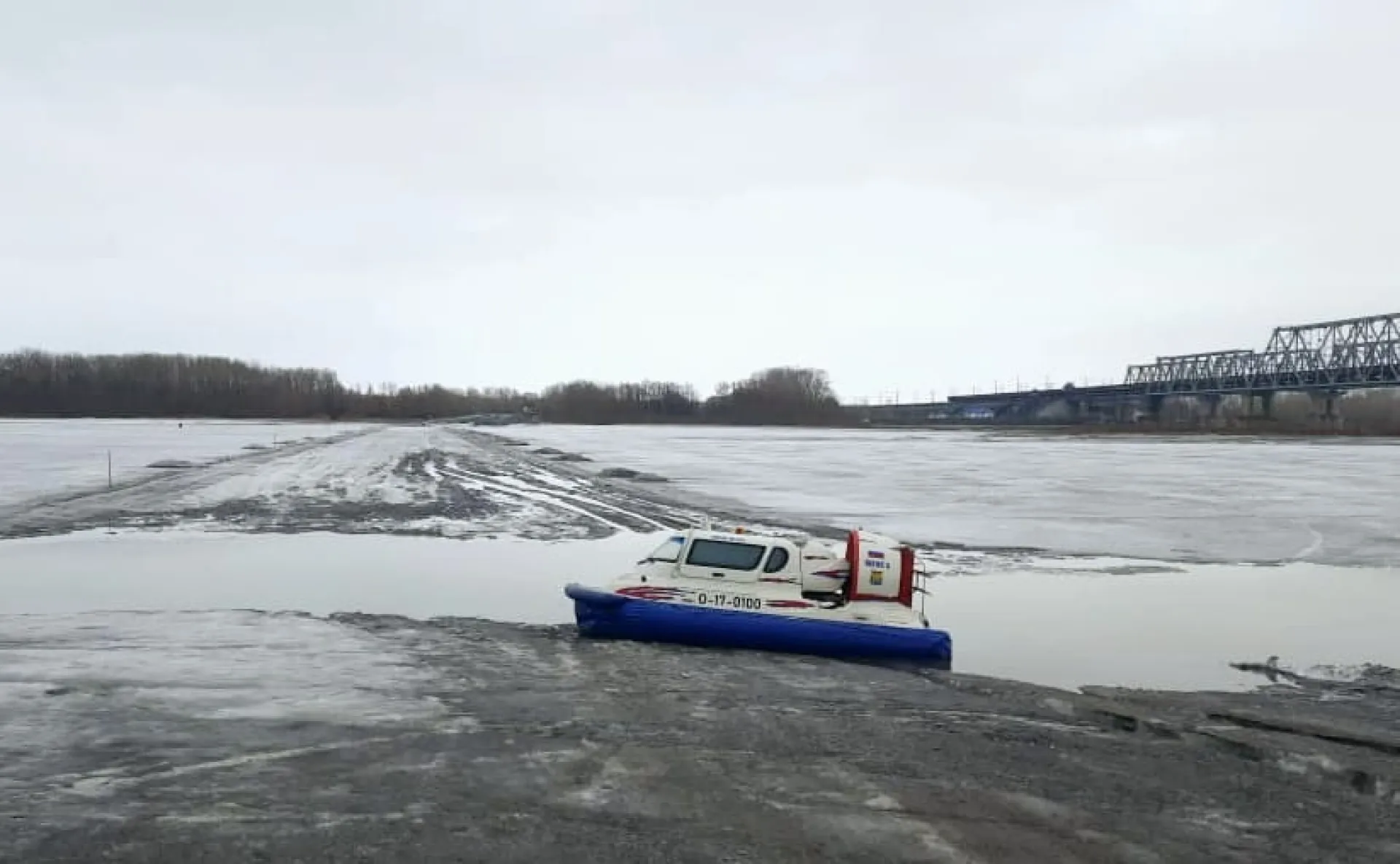 В Каменском районе начнет работать судно на воздушной подушке В Каменском районе начнет работать судно на воздушной подушке