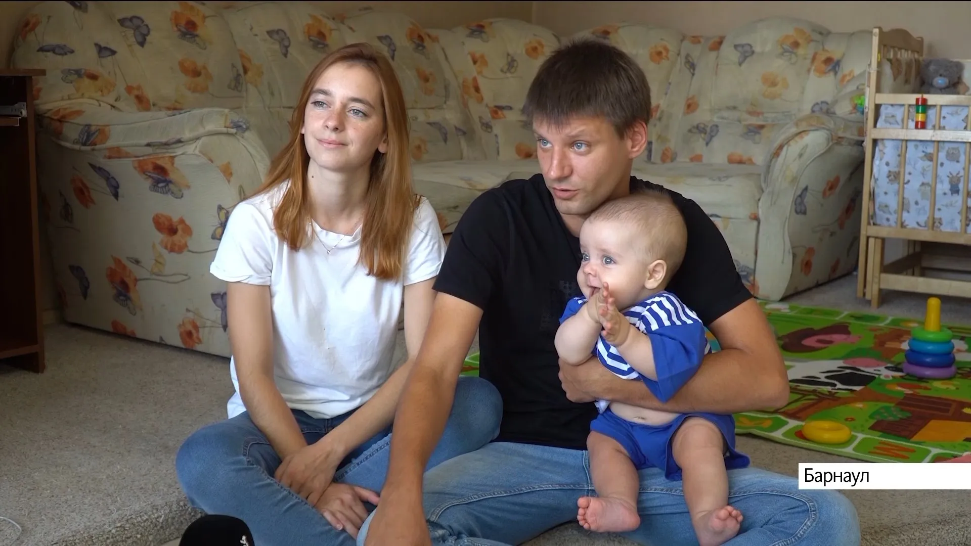 «Плясал даже Андрей Малахов». Уличный певец из Барнаула выступил в ток-шоу на федеральном телеканале