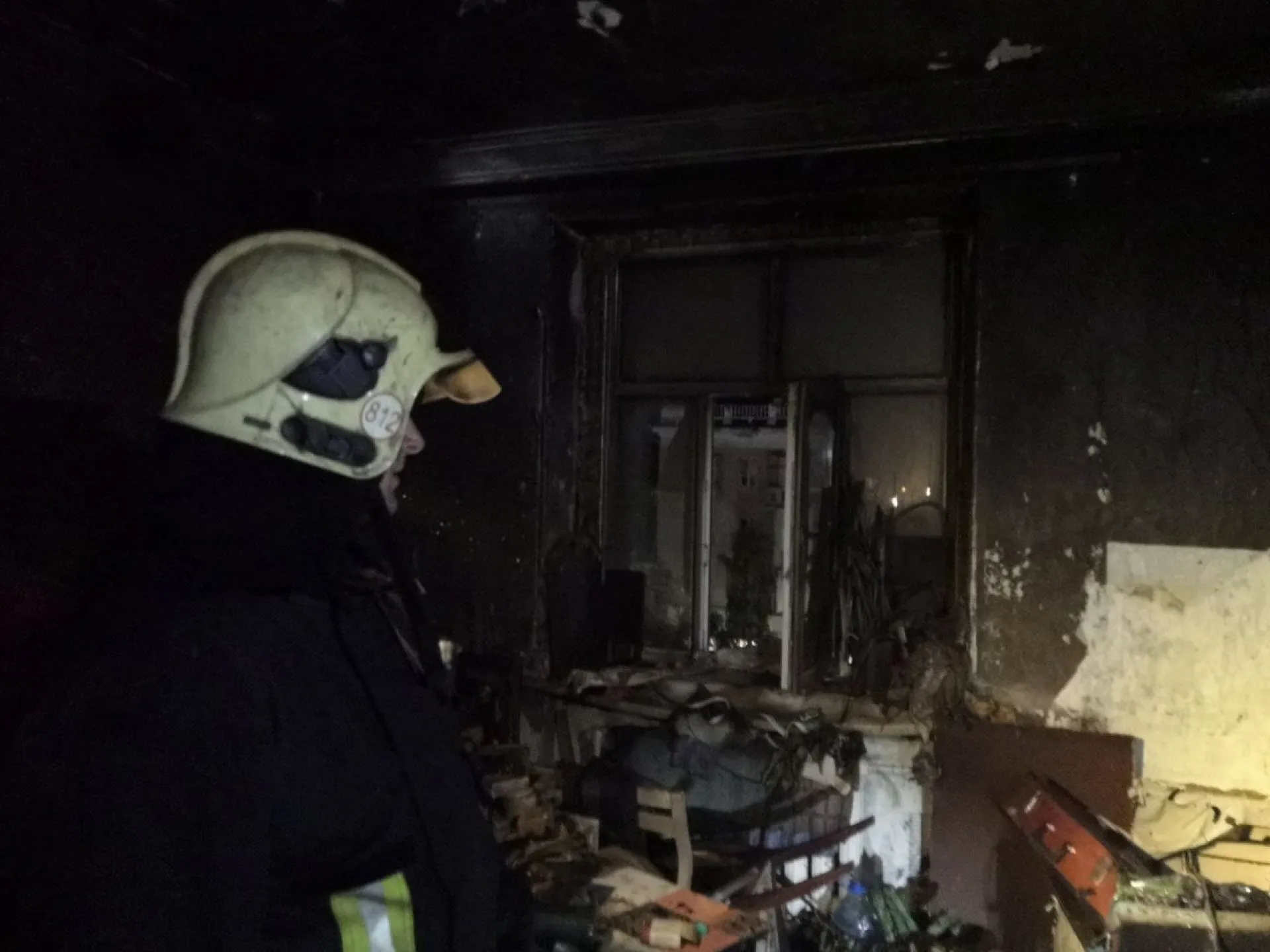 Пожар в доме под шпилем ликвидировали в Барнауле Пожар в доме под шпилем ликвидировали в Барнауле