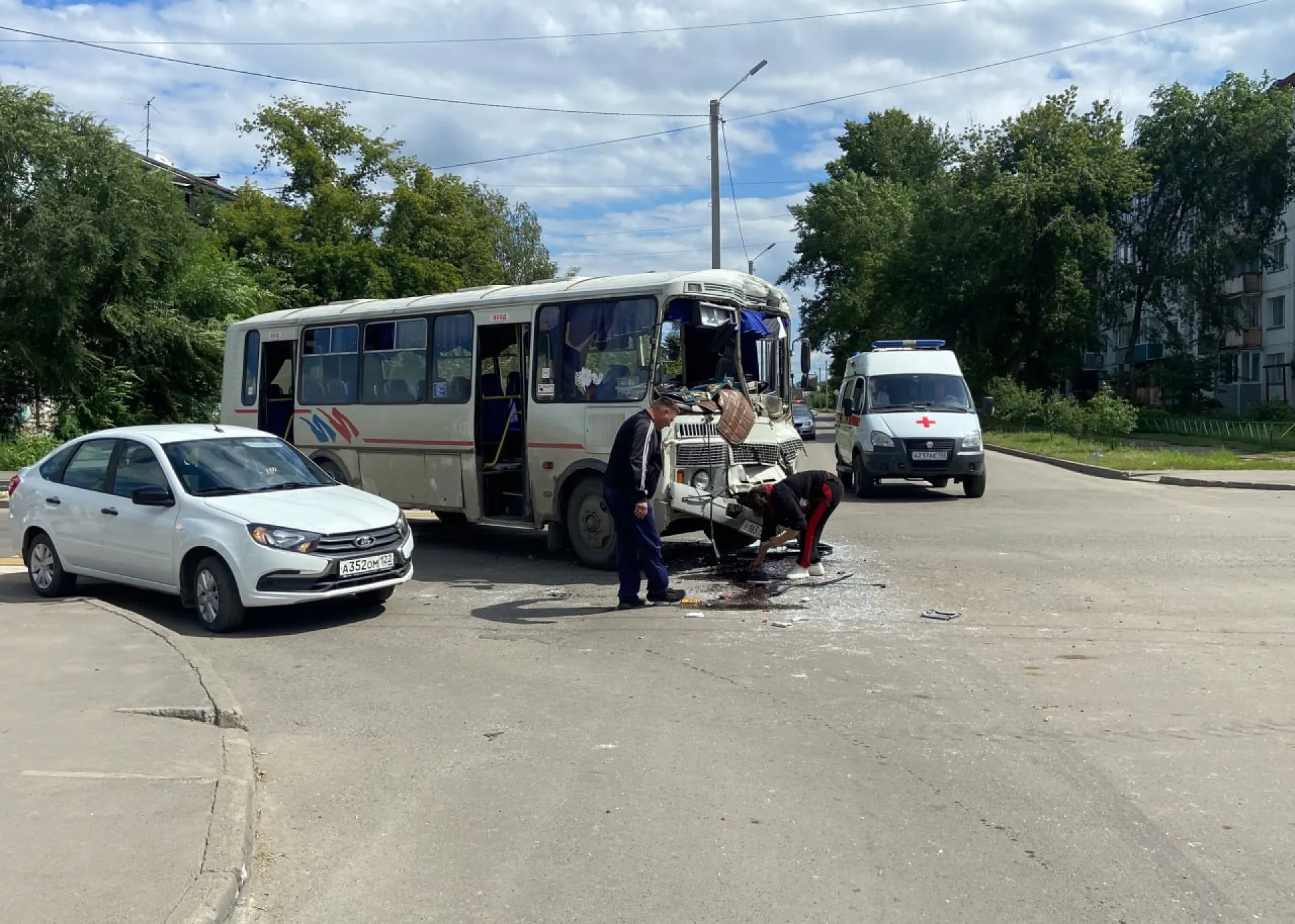 Пассажиры автобуса пострадали в серьезном ДТП в Бийске Пассажиры автобуса пострадали в серьезном ДТП в Бийске