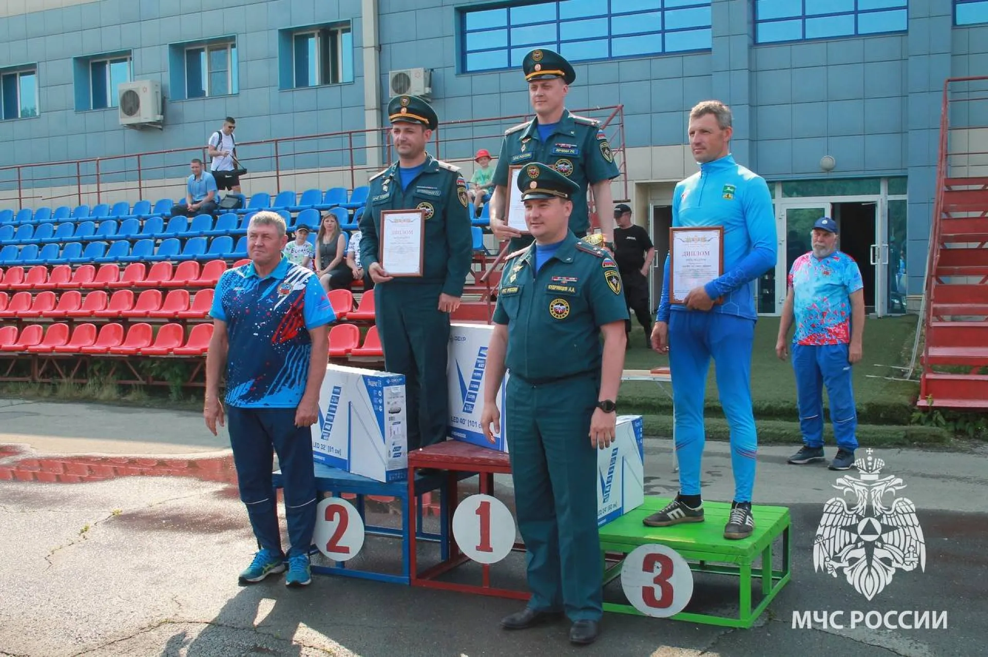 В Алтайском крае завершились соревнования по пожарно-спасательному спорту В Алтайском крае завершились соревнования по пожарно-спасательному спорту