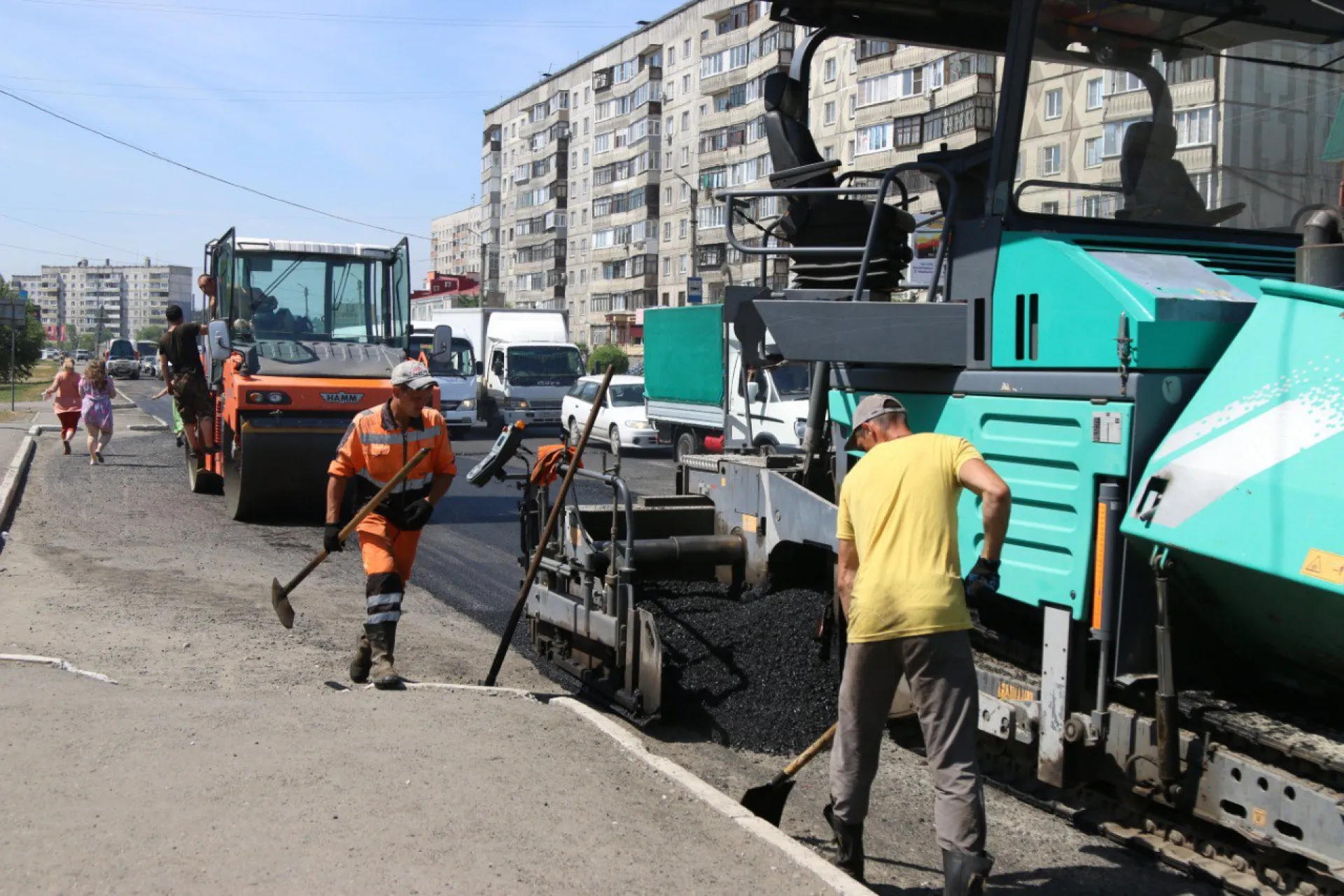 Свыше 240 миллионов рублей выделили на ремонт дорог в Бийске Свыше 240 миллионов рублей выделили на ремонт дорог в Бийске