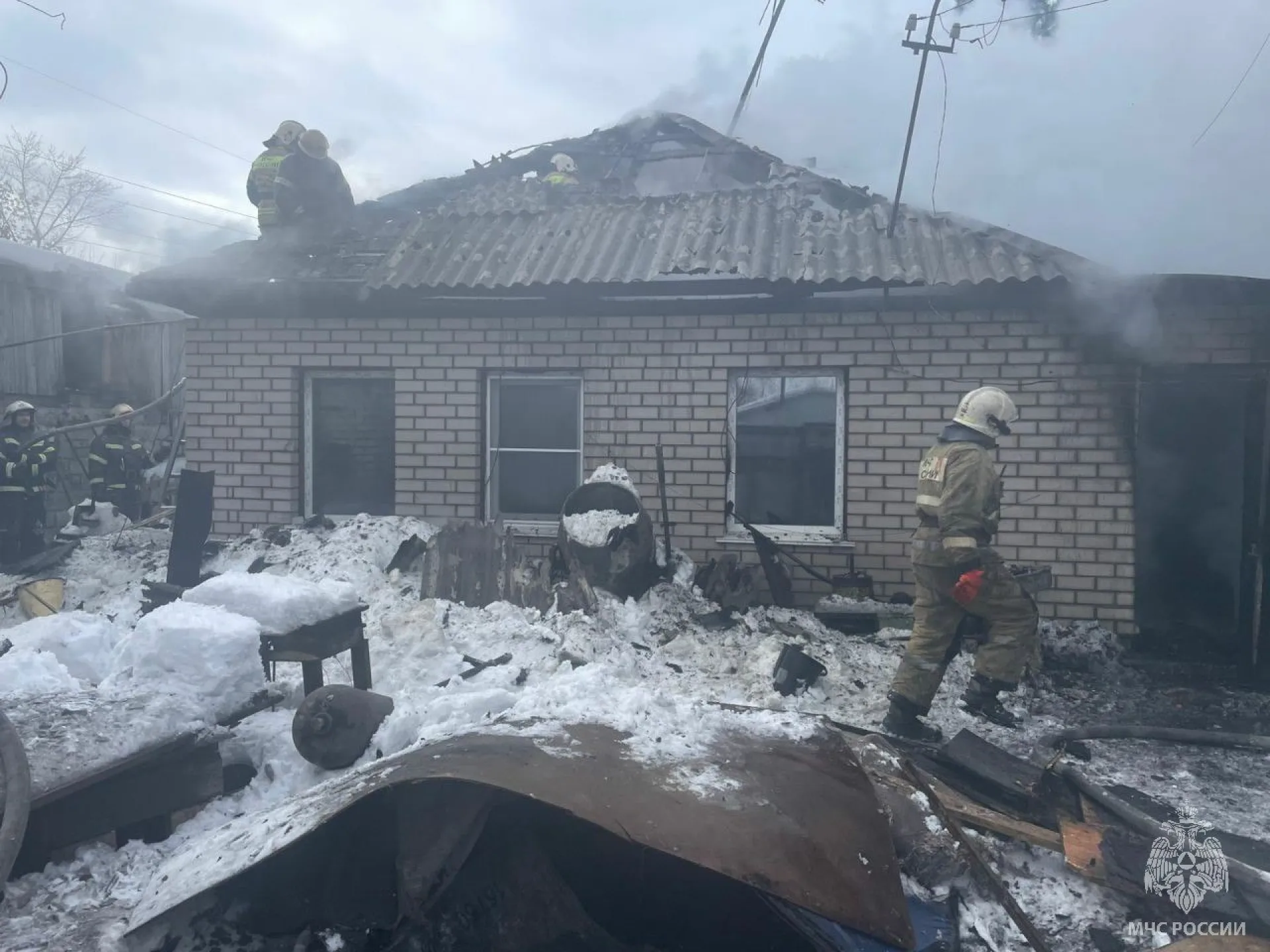 В частном доме произошёл пожар из-за замены газового баллона в Рубцовске В частном доме произошёл пожар из-за замены газового баллона в Рубцовске