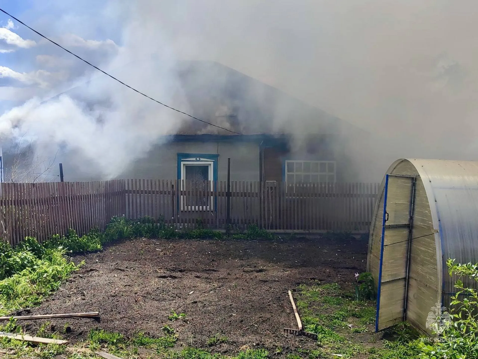Жилой дом сгорел в Новоалтайске