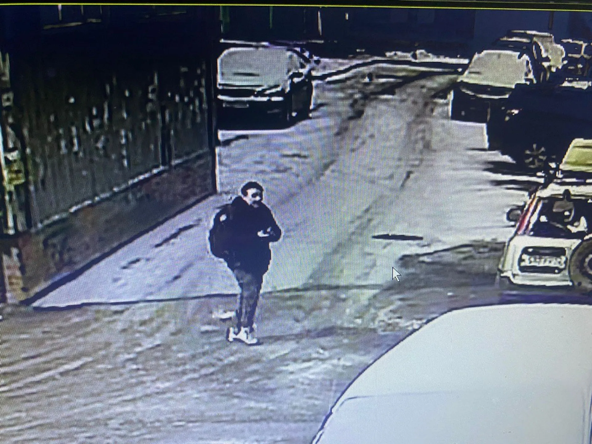 Мужчину, подозреваемого в совершении тяжкого преступления против половой неприкосновенности, разыскивают в Барнауле Мужчину, подозреваемого в совершении тяжкого преступления против половой неприкосновенности, разыскивают в Барнауле