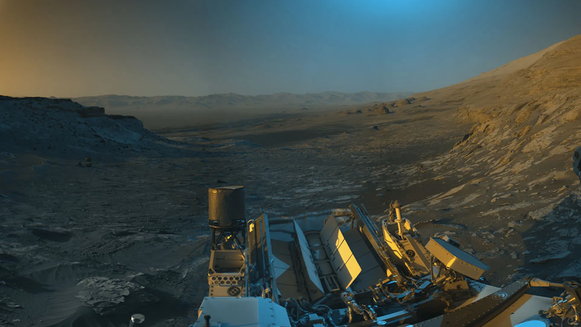 От NASA с любовью: ровер Curiosity прислал «открытку» с Марса От NASA с любовью: ровер Curiosity прислал «открытку» с Марса