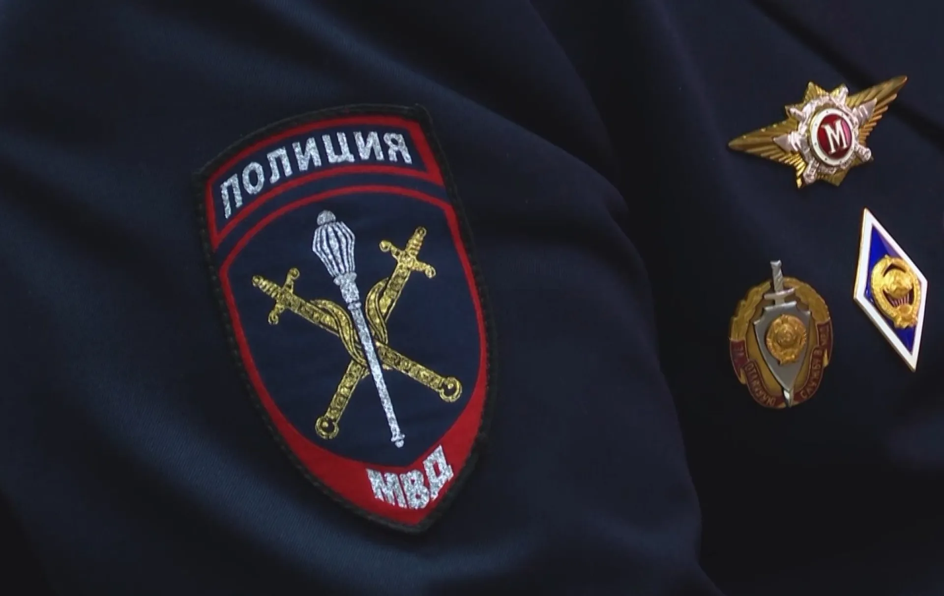 Мужчина избил жителя Троицкого района деревянной доской 