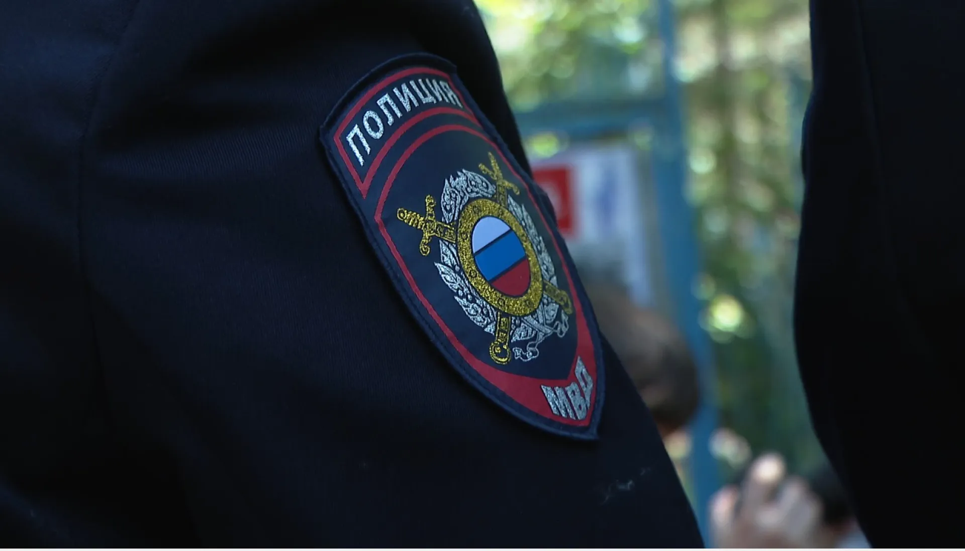 Битье гитары, оскорбление и плевок в полицейского: чем закончились посиделки жителей Ключевского района Битье гитары, оскорбление и плевок в полицейского: чем закончились посиделки жителей Ключевского района
