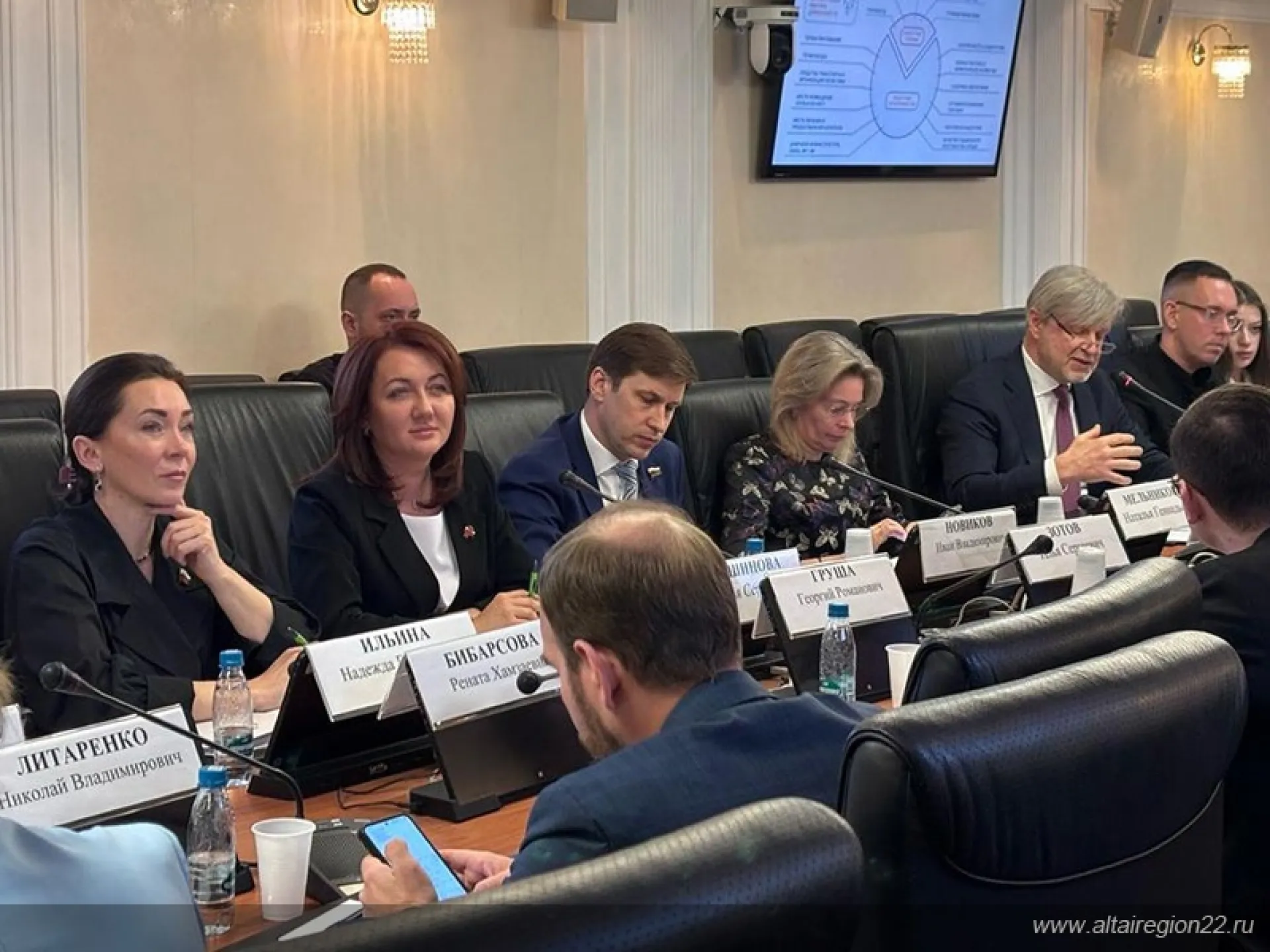 Развитие туризма обсудили за круглым столом в Совете Федерации под руководством сенатора от Алтайского края Натальи Кувшиновой Развитие туризма обсудили за круглым столом в Совете Федерации под руководством сенатора от Алтайского края Натальи Кувшиновой