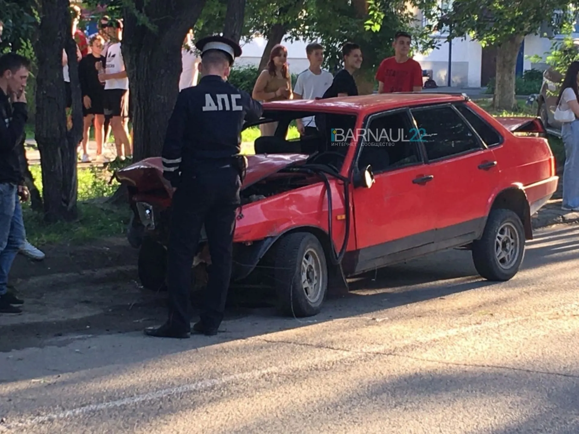 ДТП с участием подростков произошло в Барнауле ДТП с участием подростков произошло в Барнауле