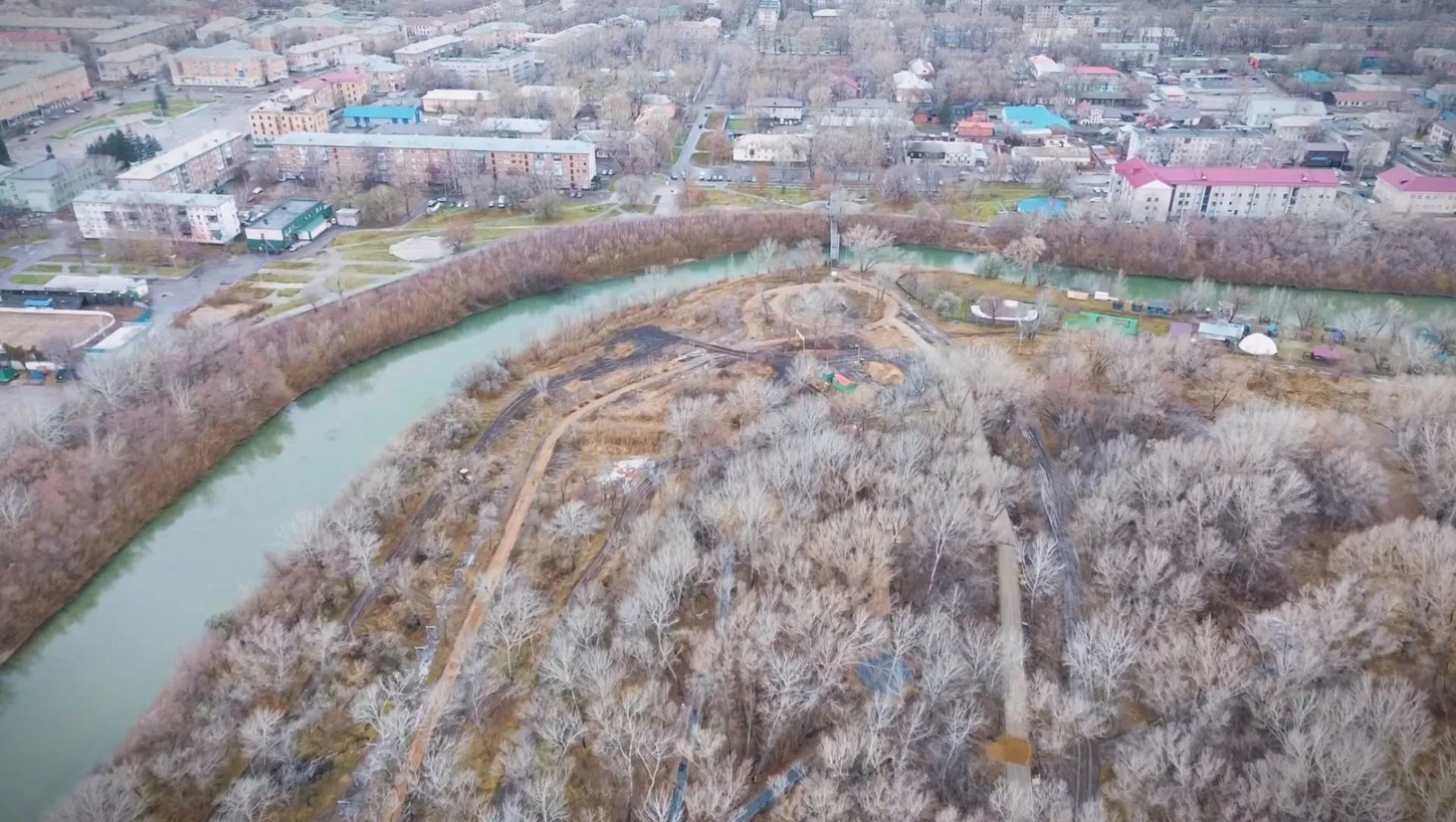 Срок строительства парка-набережной в Рубцовске продлили до декабря Срок строительства парка-набережной в Рубцовске продлили до декабря