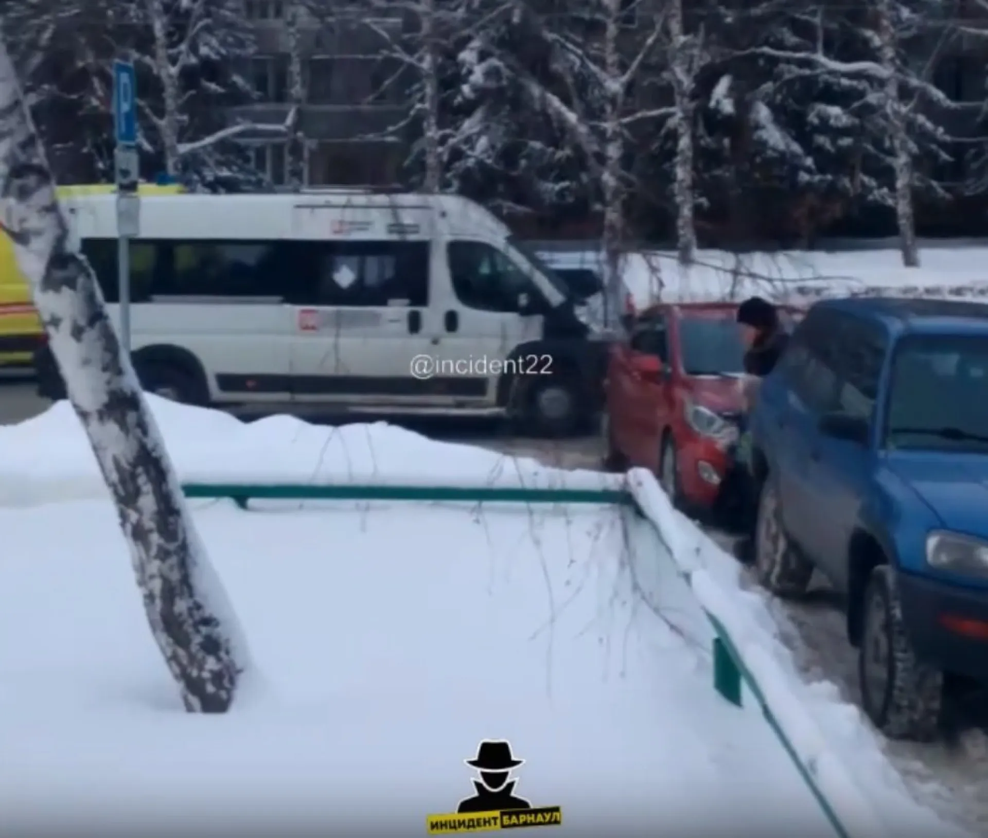 Массовое ДТП произошло в Барнауле Массовое ДТП произошло в Барнауле