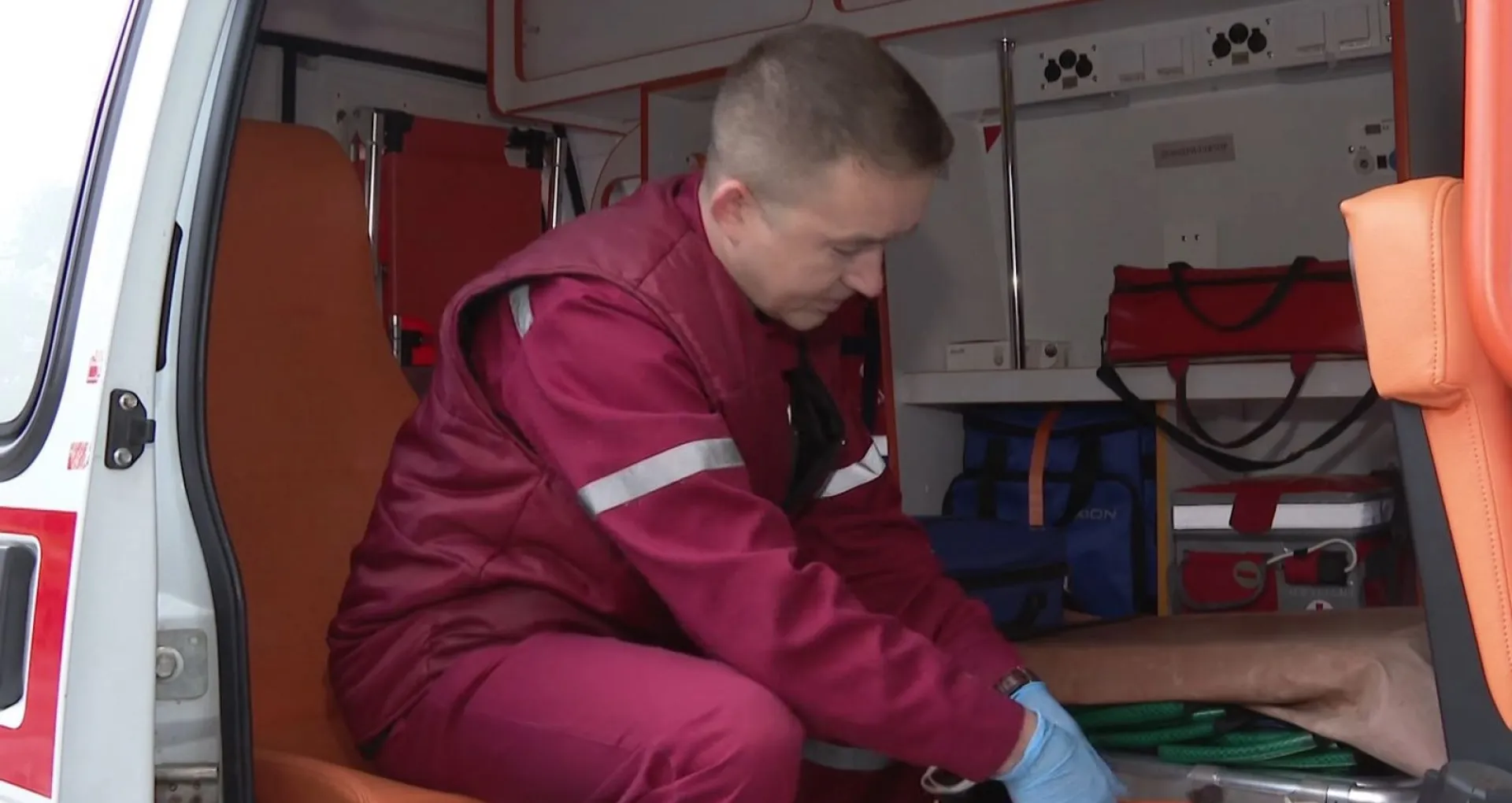 В Госдуме предложили увеличить зарплаты водителей скорой помощи В Госдуме предложили увеличить зарплаты водителей скорой помощи