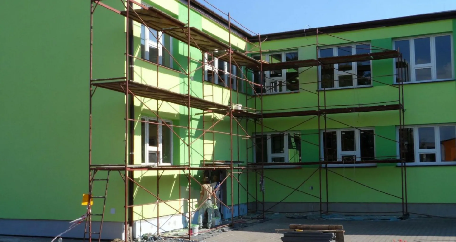 В 2021 году в Хлеборобной школе Быстроистокского района проведен капитальный ремонт спортивного зала по федеральному проекту «Успех каждого ребенка» национального проекта «Образование»