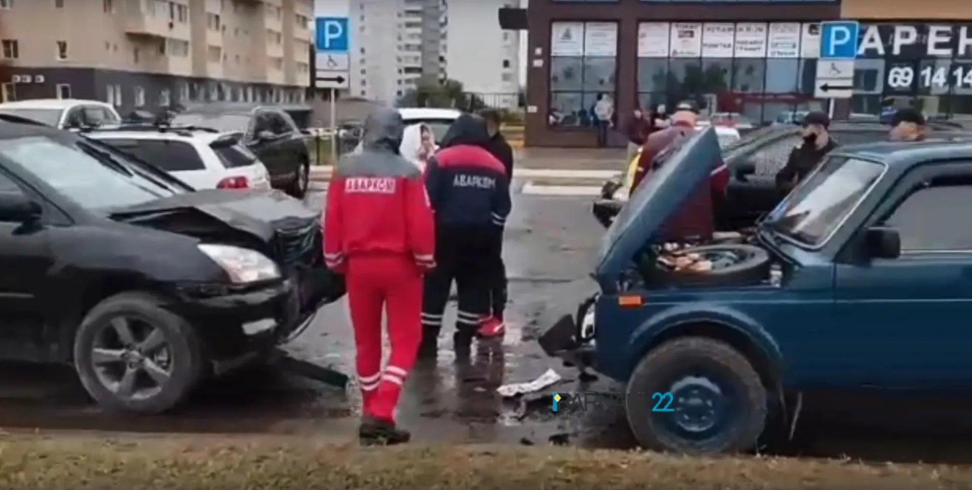 Мужчина умер за рулём автомобиля в Барнауле Мужчина умер за рулём автомобиля в Барнауле
