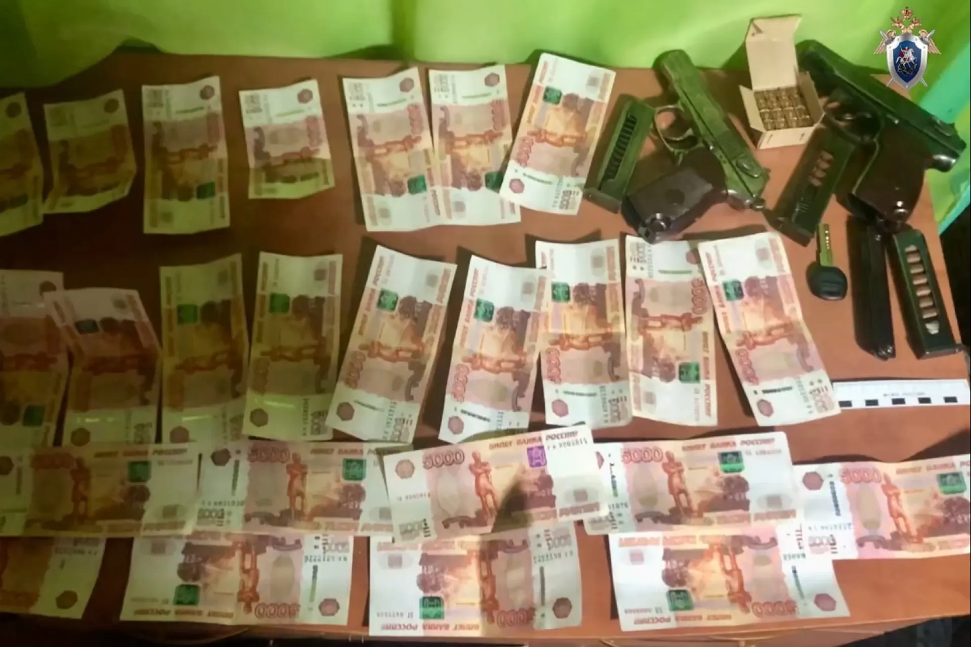 Двоих жителей Алтайского края застрелили в Магаданской области Двоих жителей Алтайского края застрелили в Магаданской области