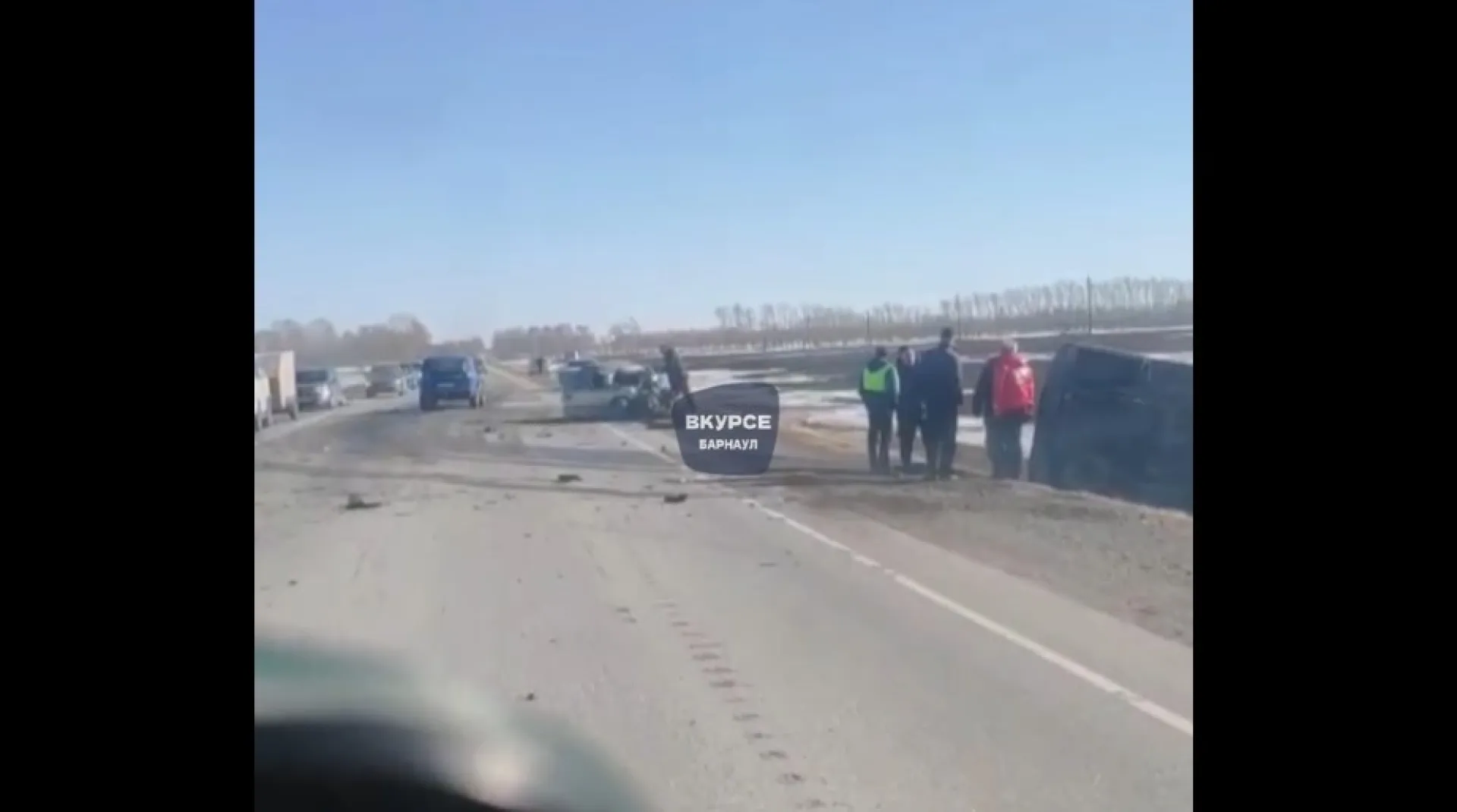 18-летний водитель грузовика устроил смертельное ДТП на трассе в Алтайском крае 18-летний водитель грузовика устроил смертельное ДТП на трассе в Алтайском крае