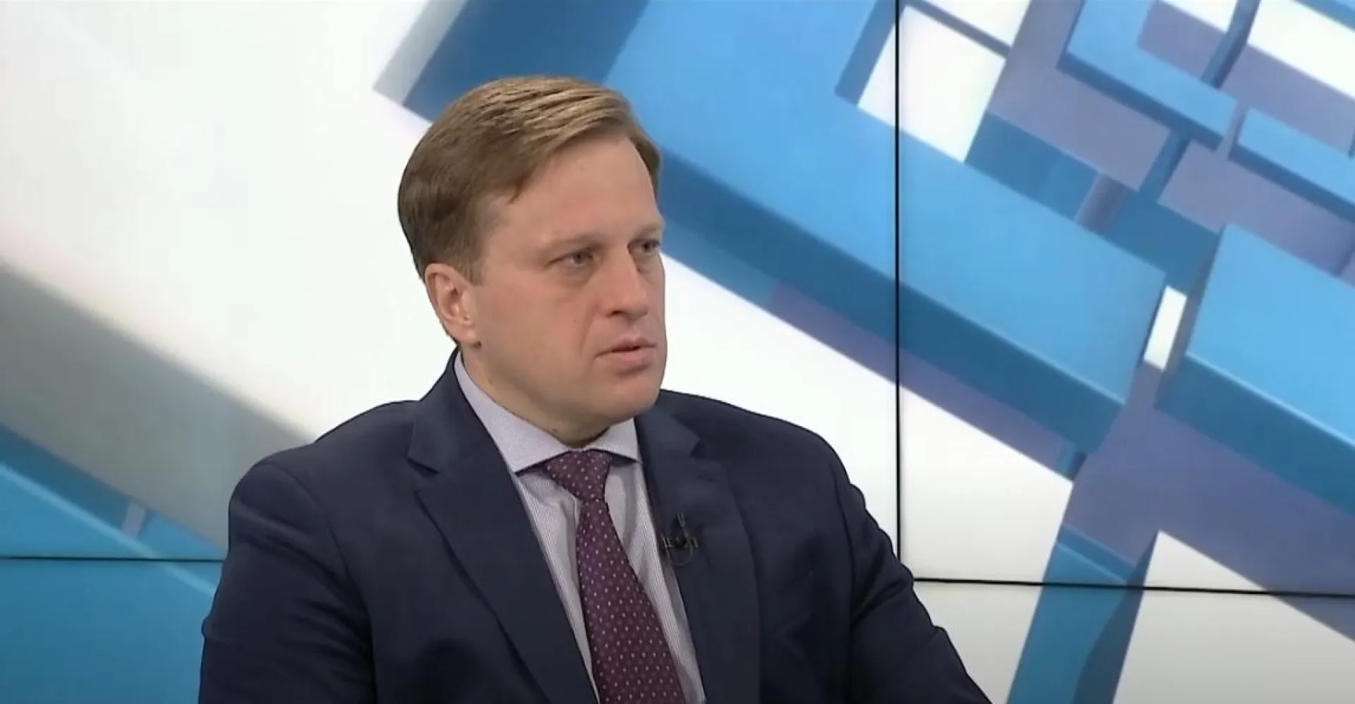 Вошли в шестую волну: министр здравоохранения Попов рассказал об эпидситуации в Алтайском крае Вошли в шестую волну: министр здравоохранения Попов рассказал об эпидситуации в Алтайском крае