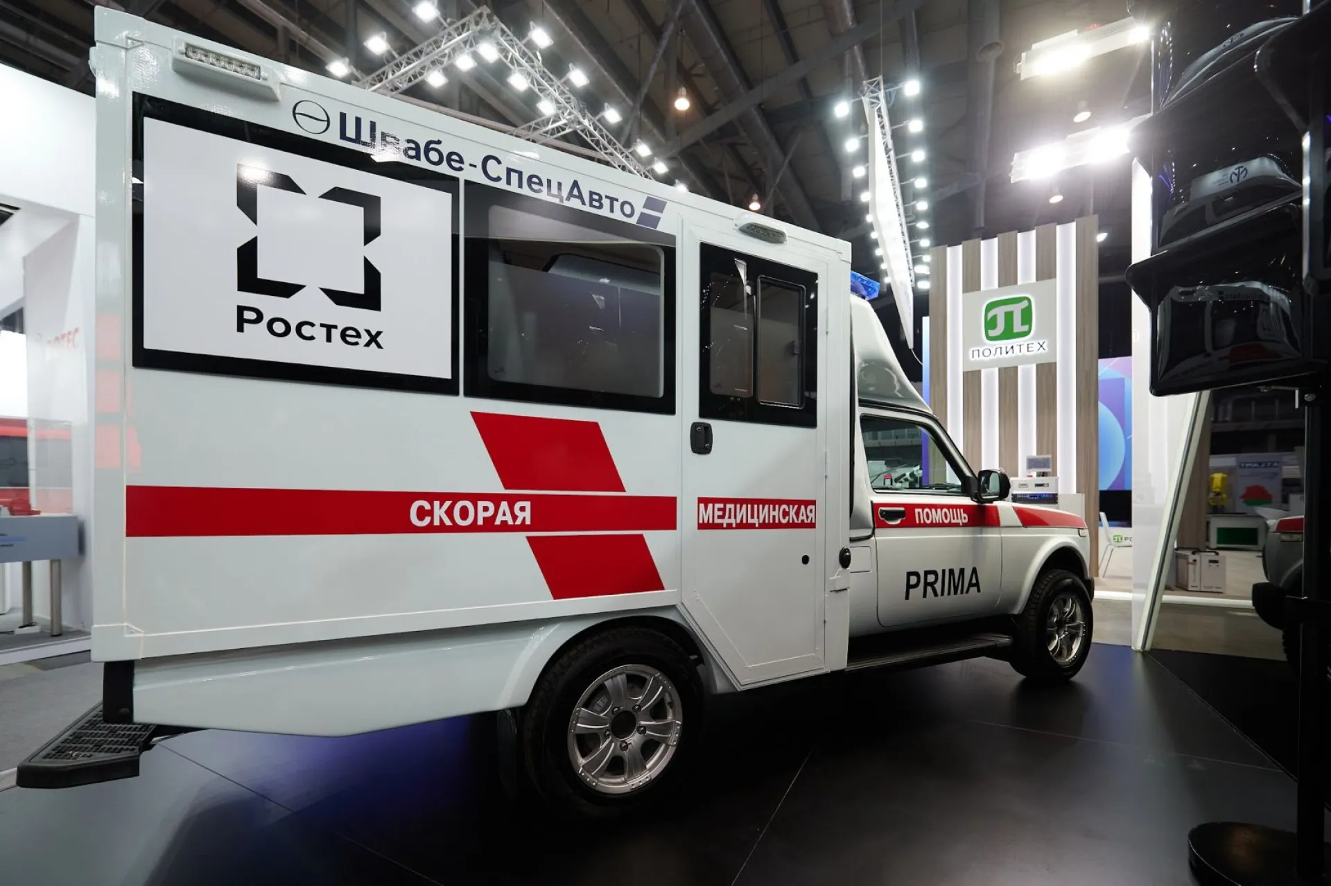 Машину скорой помощи с повышенной проходимостью представили в Екатеринбурге Машину скорой помощи с повышенной проходимостью представили в Екатеринбурге