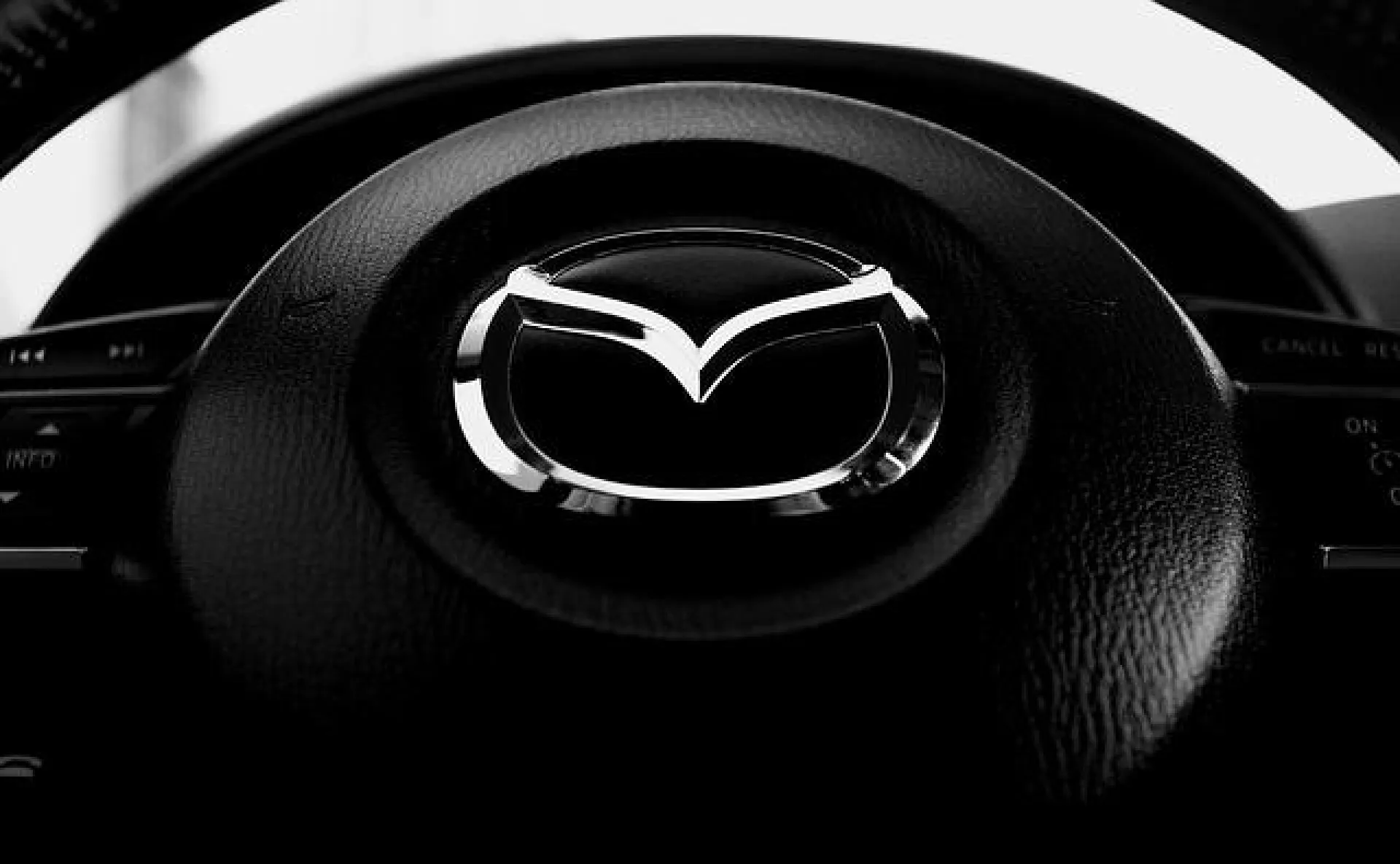 В Россию останавливается поставка запчастей для FORD и MAZDA В Россию останавливается поставка запчастей для FORD и MAZDA