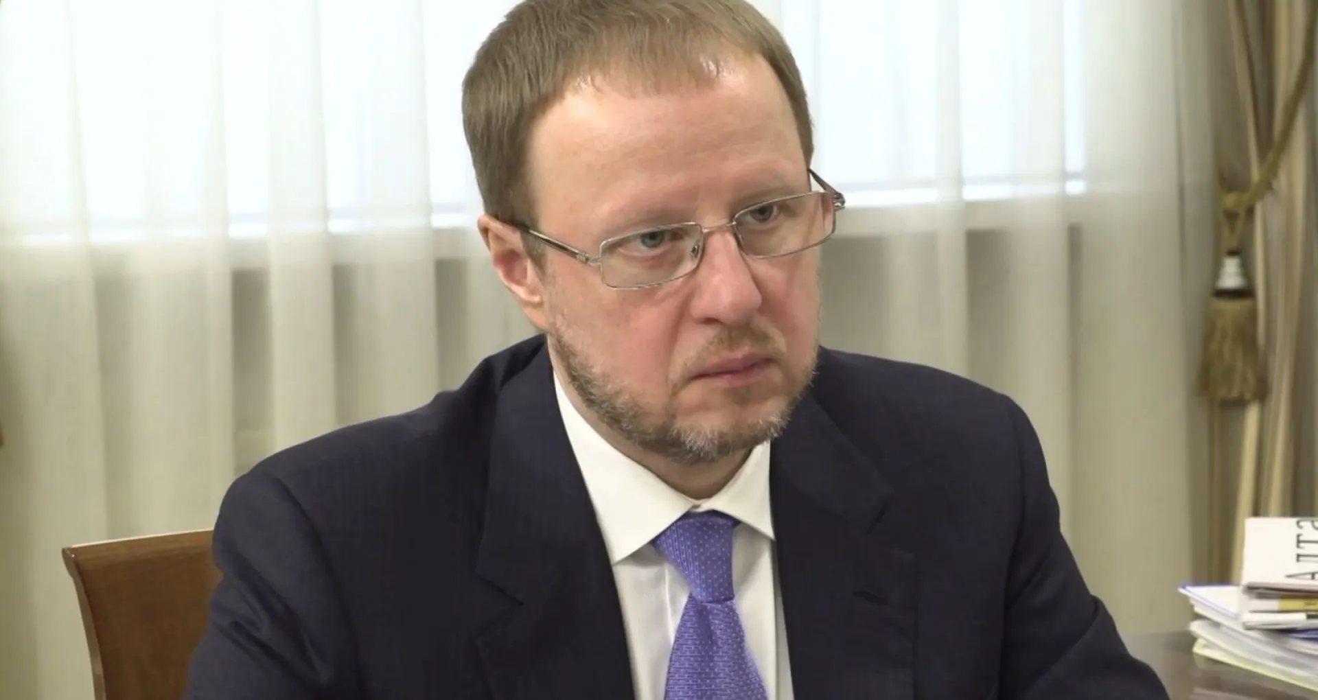 Губернатор Алтайского края представил декларацию о доходах за 2021 год Губернатор Алтайского края представил декларацию о доходах за 2021 год