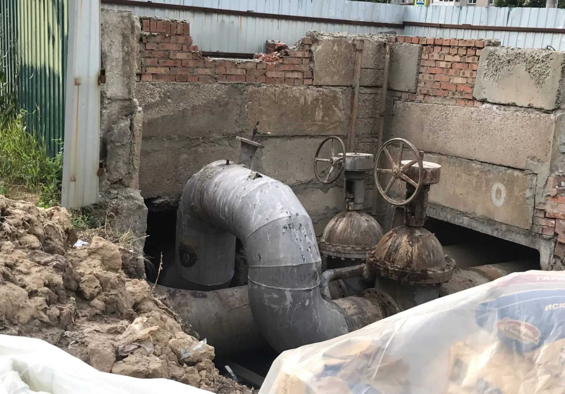 Горячую воду отключат у части жителей Барнаула 5 июля Горячую воду отключат у части жителей Барнаула 5 июля