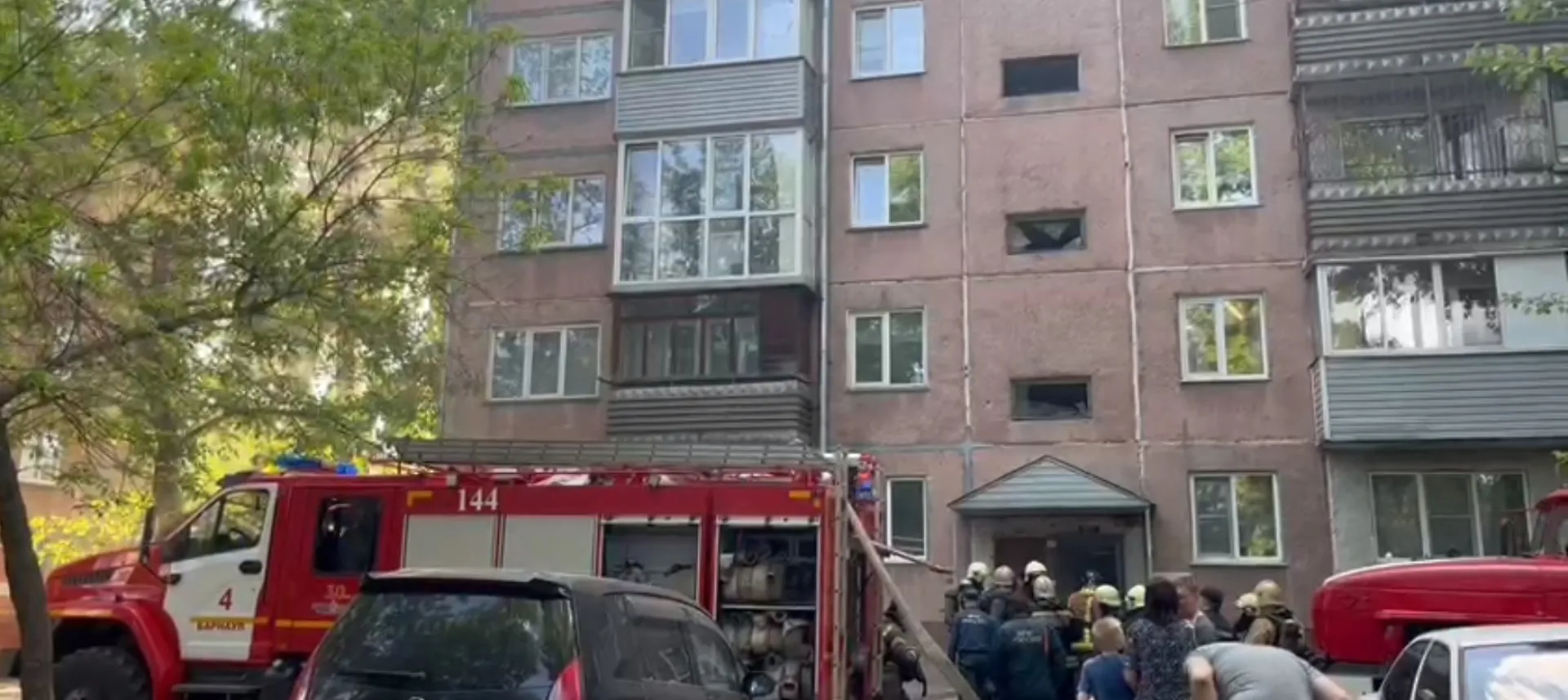В жилом доме Барнаула произошел пожар В жилом доме Барнаула произошел пожар
