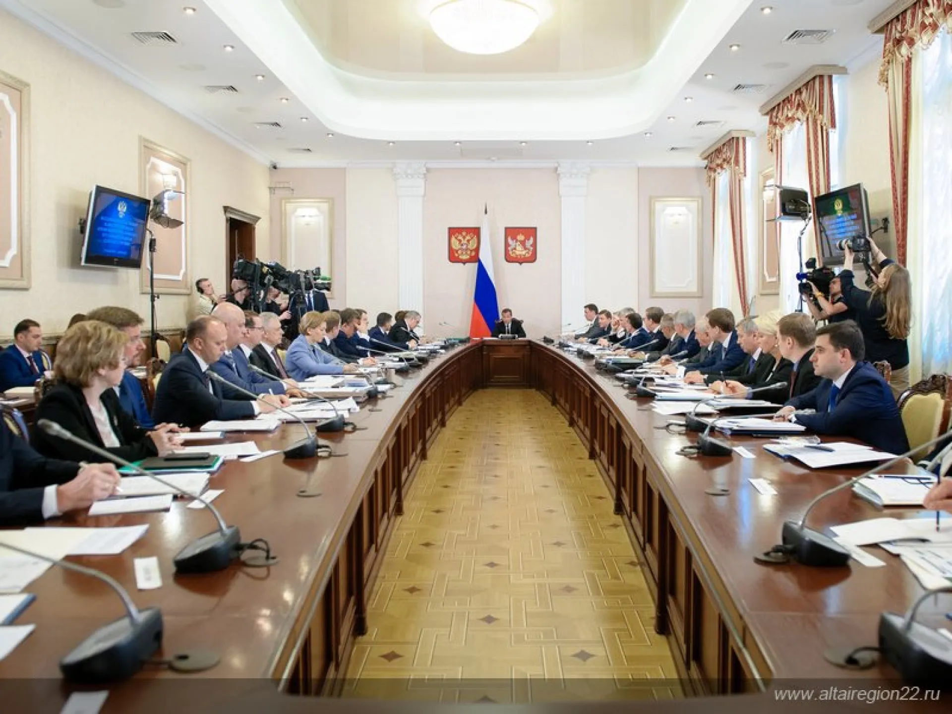 Виктор Томенко принял участие в заседании Правительственной комиссии по вопросам АПК и устойчивого развития сельских территорий