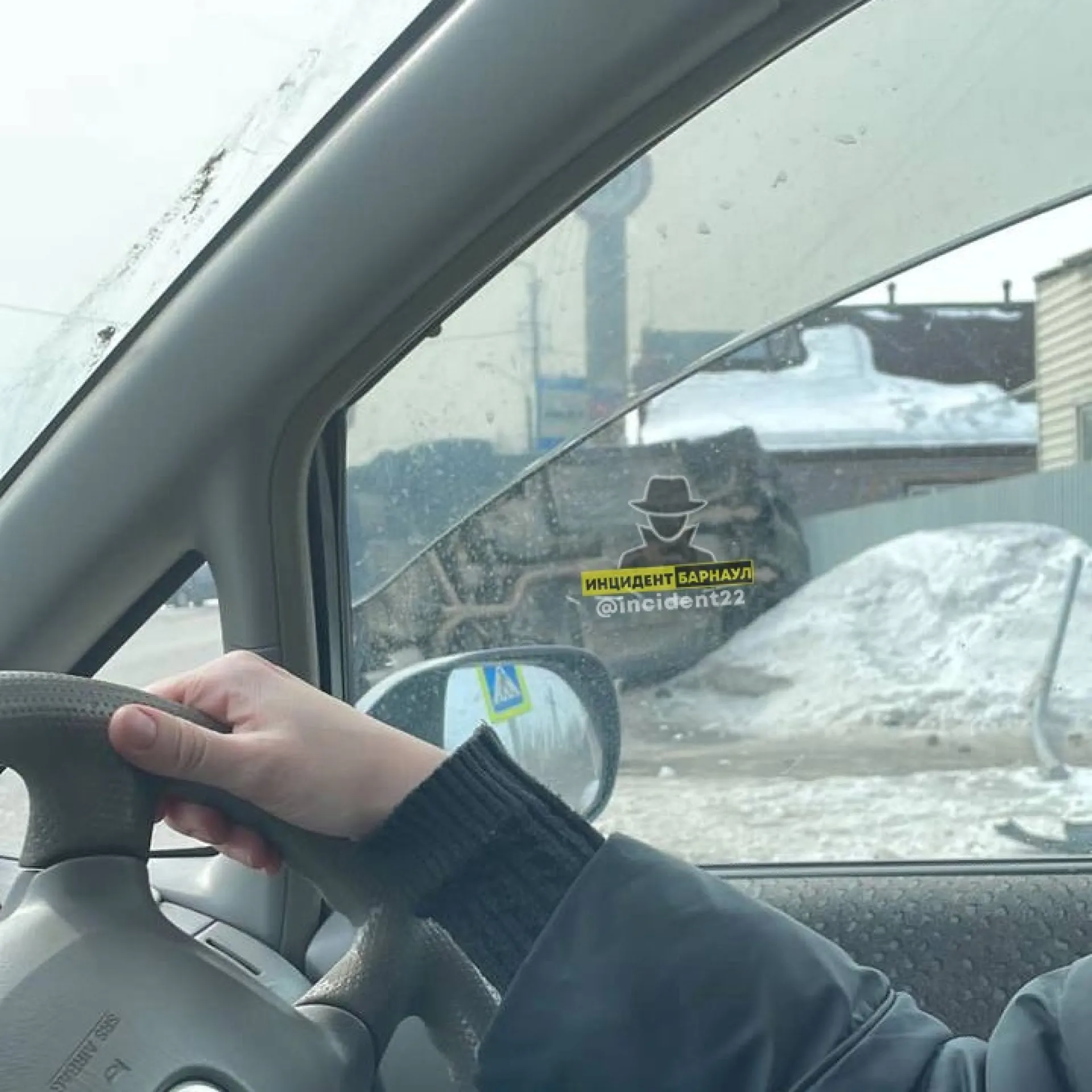 В Барнауле произошло ДТП В Барнауле произошло ДТП