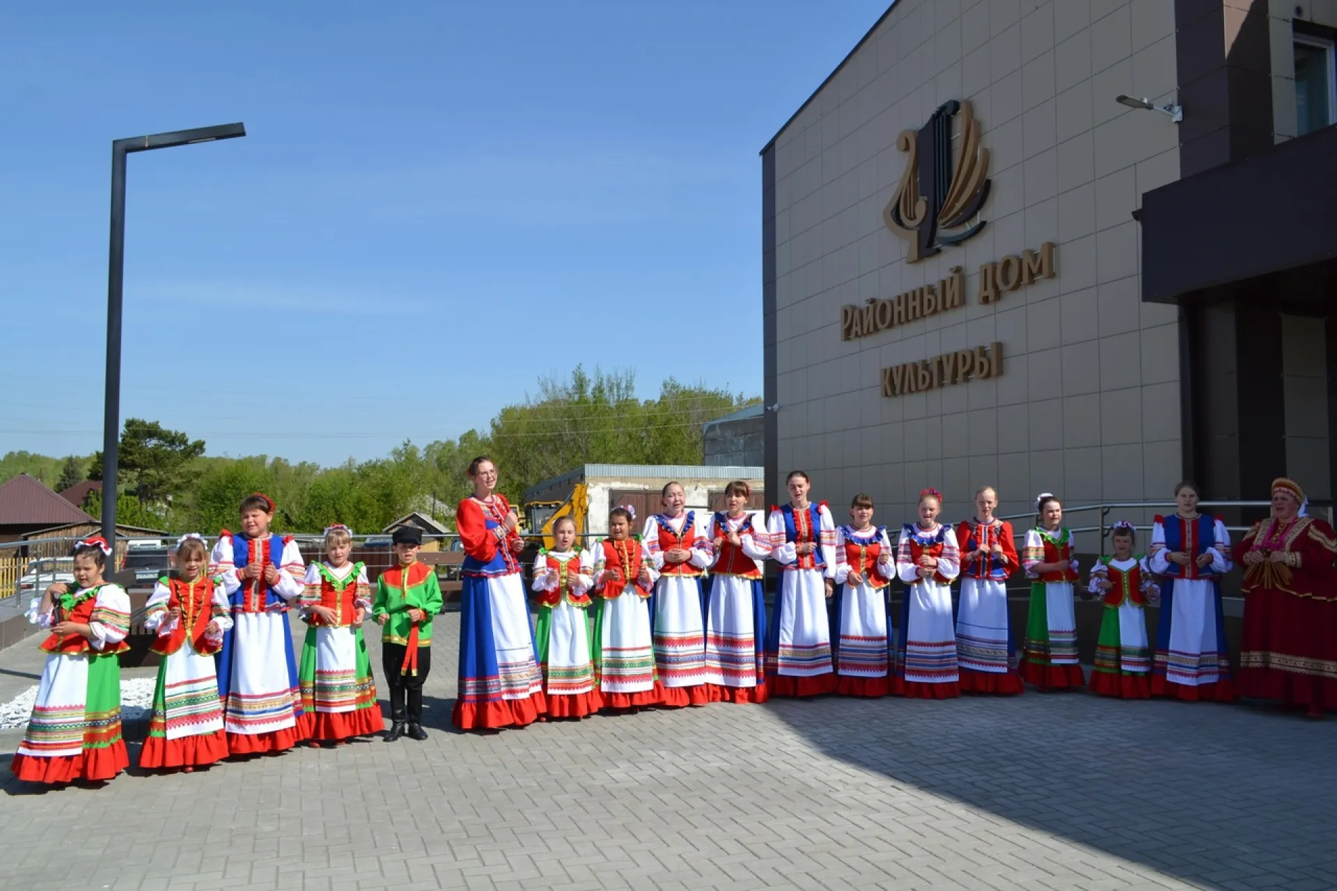 Дом культуры в Краснощековском районе открылся после капитального ремонта Дом культуры в Краснощековском районе открылся после капитального ремонта