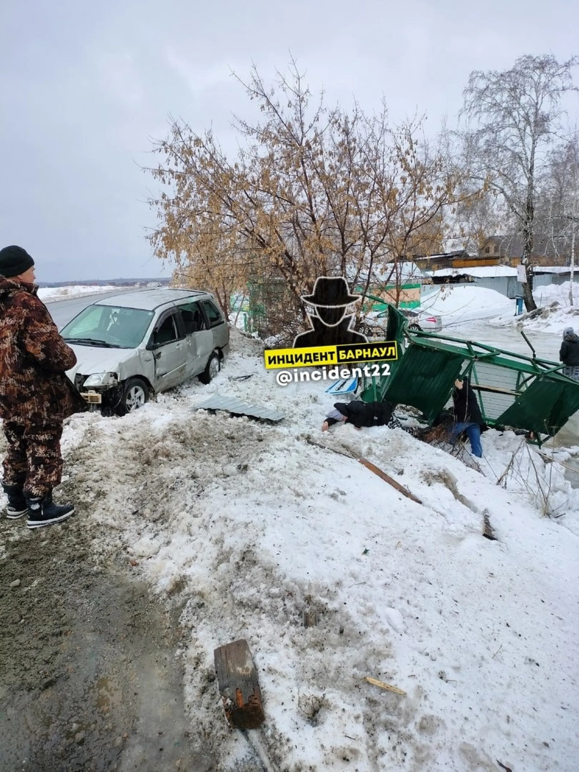 Пьяному водителю, сбившему пешеходов на остановке, вынесли приговор в Алтайском крае Пьяному водителю, сбившему пешеходов на остановке, вынесли приговор в Алтайском крае