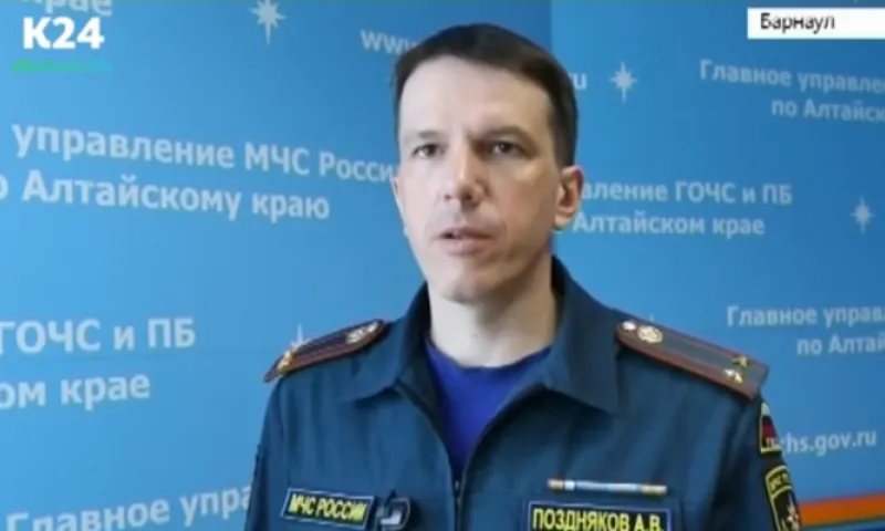 Уровень воды в реке Чарыш Алтайского края скоро достигнет критической отметки