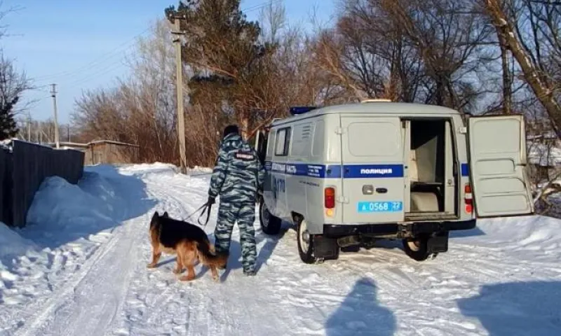 Закрытый магазин одежды дважды ограбили в Алтайском крае