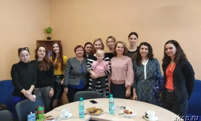 Вопросы повышения рождаемости обсудили в Алтайском крае