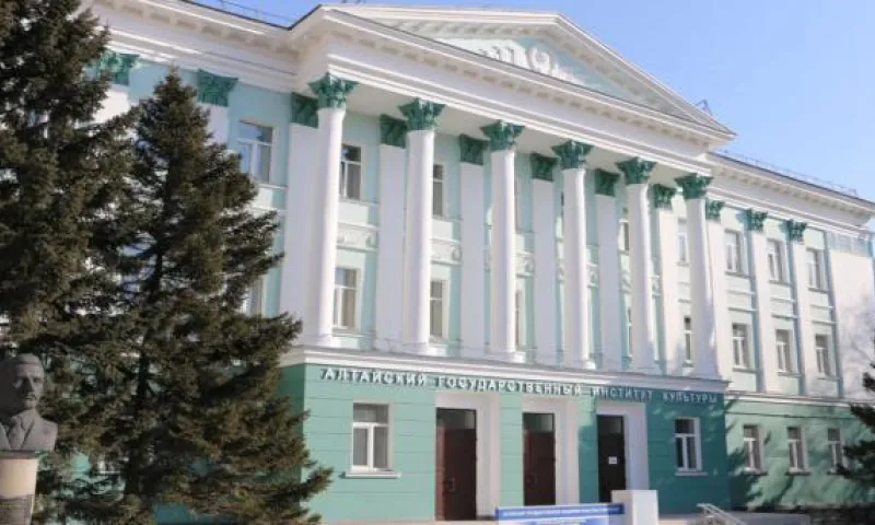 Работников культуры наградят в Алтайском крае