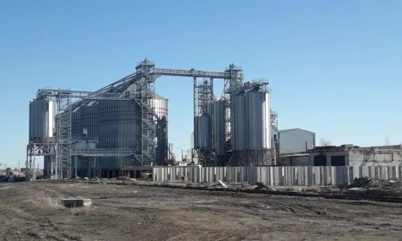 Стало известно, когда запустят первую очередь нового элеватора в Каменском районе