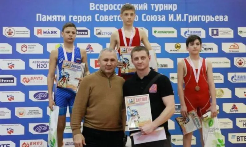 Всероссийский турнир по греко-римской борьбе прошёл в Новоалтайске
