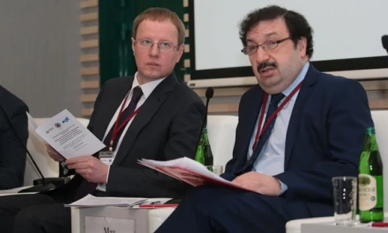 Виктор Томенко и ректор РАНХиГС открыли пленарное заседание научной конференции