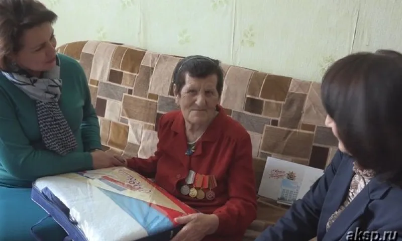 Жительница Алтайского края отпраздновала 90-летний юбилей