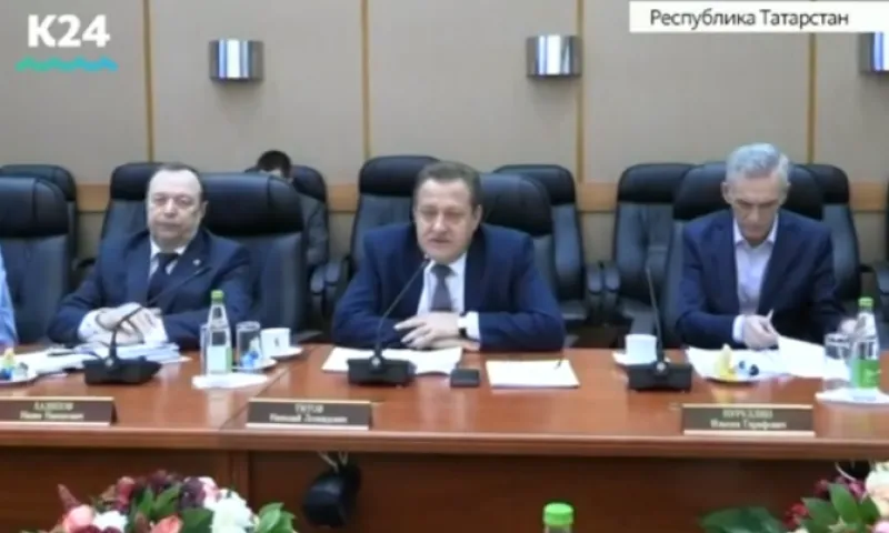 Делегация Алтайского края во главе с губернатором Виктором Томенко работает в Татарстане