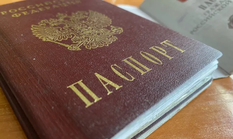 Почти 1800 жителей Алтайского края сменили имя или фамилию в 2023 году